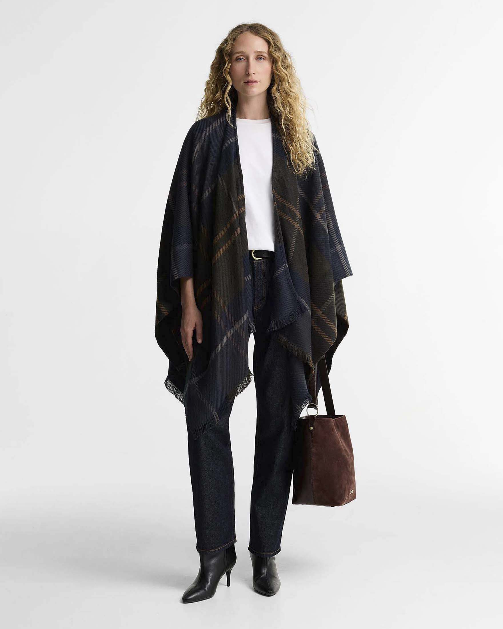 Scialle Blair Serape Barbour verde in tartan con frange