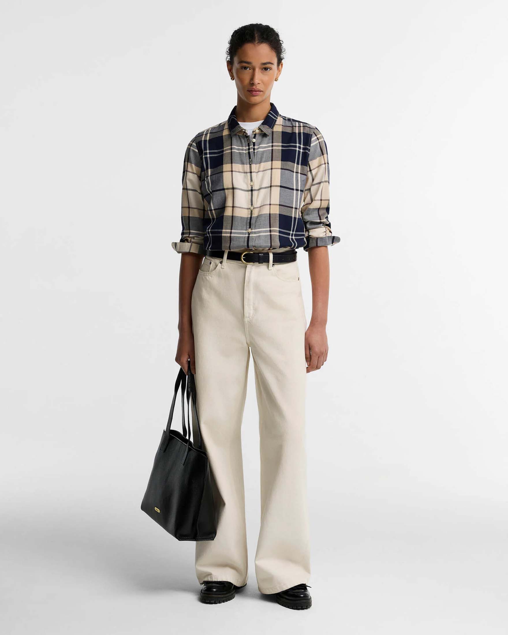 Camicia Bredon Barbour in cotone con motivo tartan blu e beige image