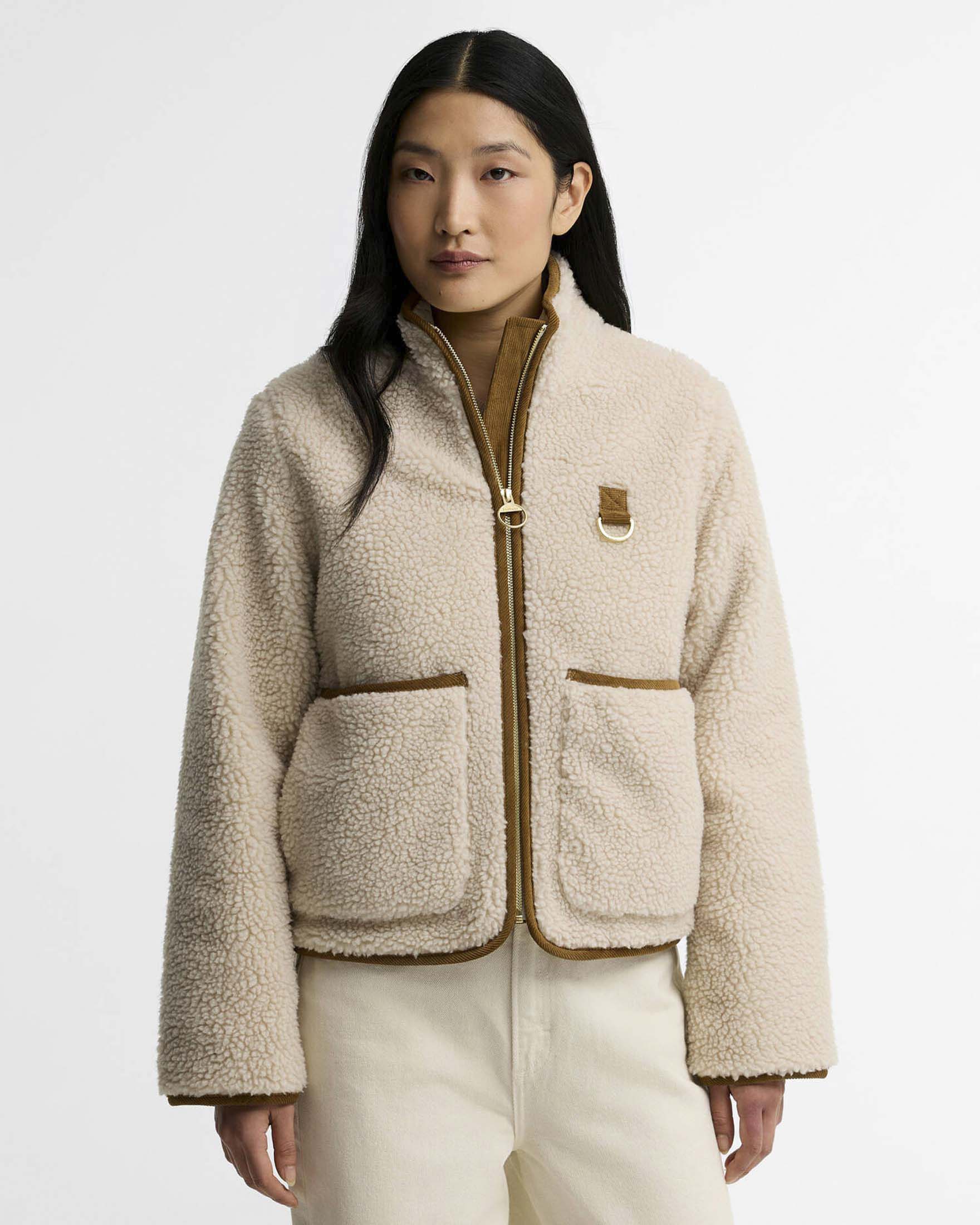Giacca Eleonora Barbour beige e cammello in pile teddy con colletto a imbuto