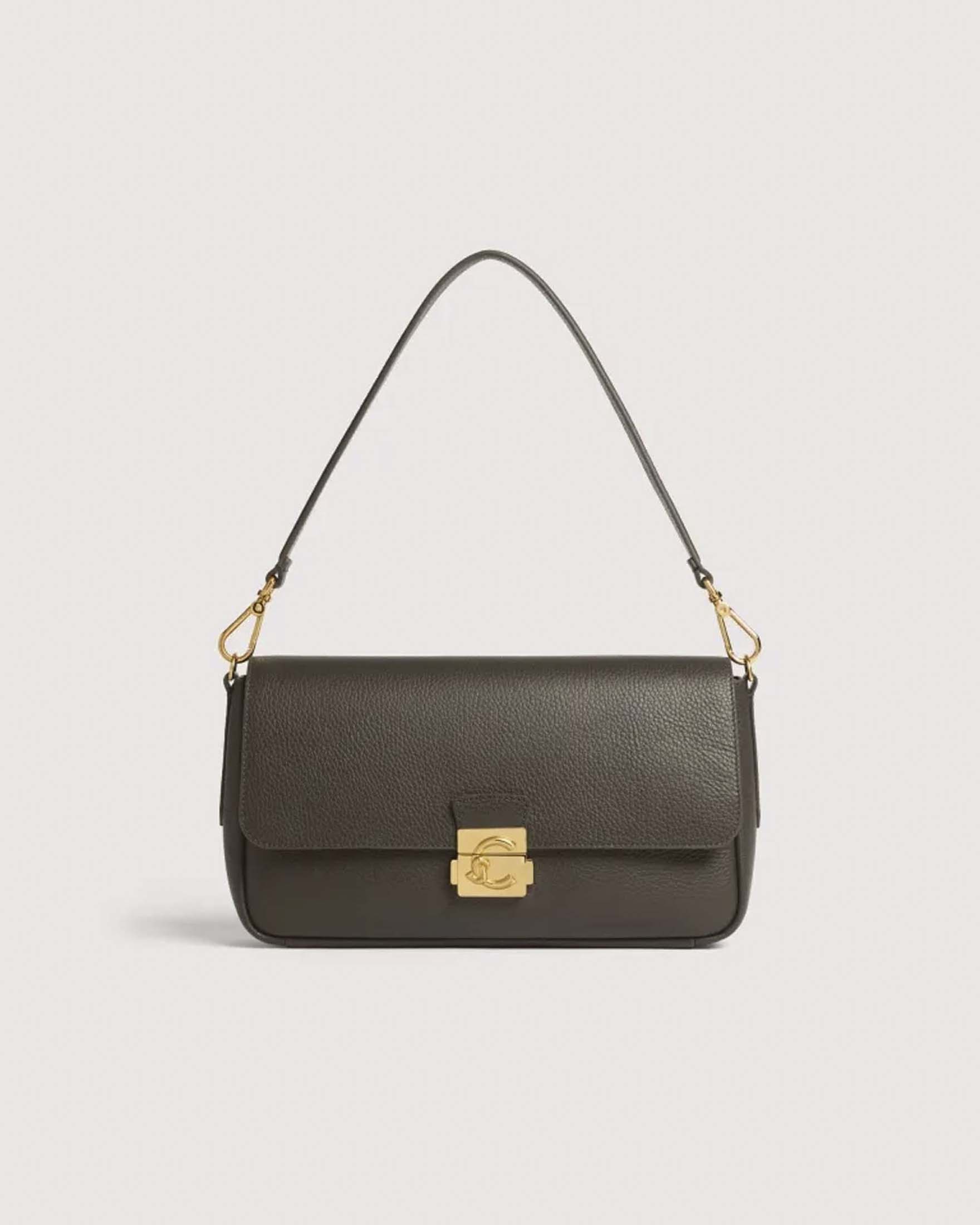 Borsa a tracolla baguette C-Me Lock Large Coccinelle color fango in pelle bottalata con chiusura logo