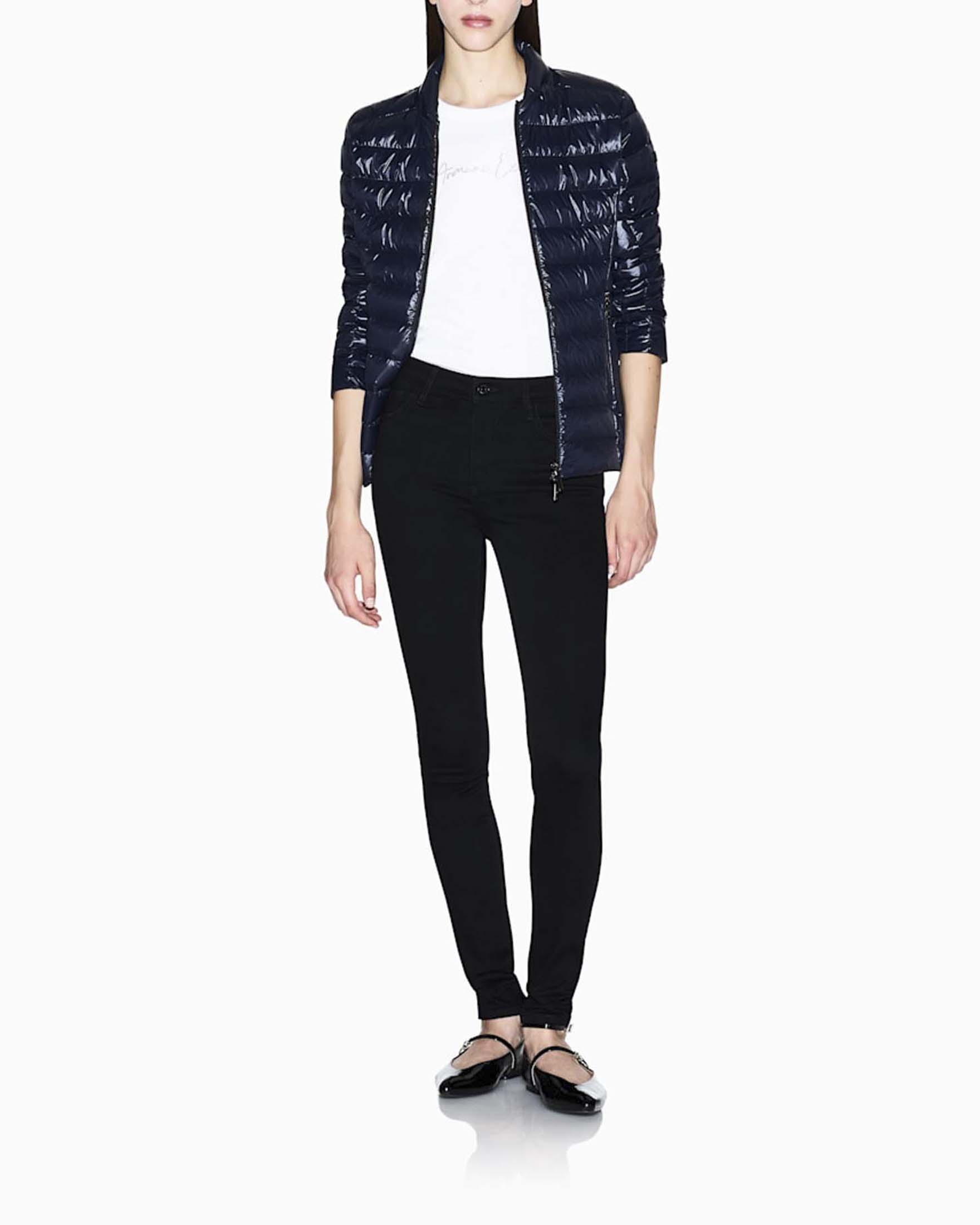 T-shirt slim Armani Exchange bianca in jersey di cotone con lettering ricamato e strass image