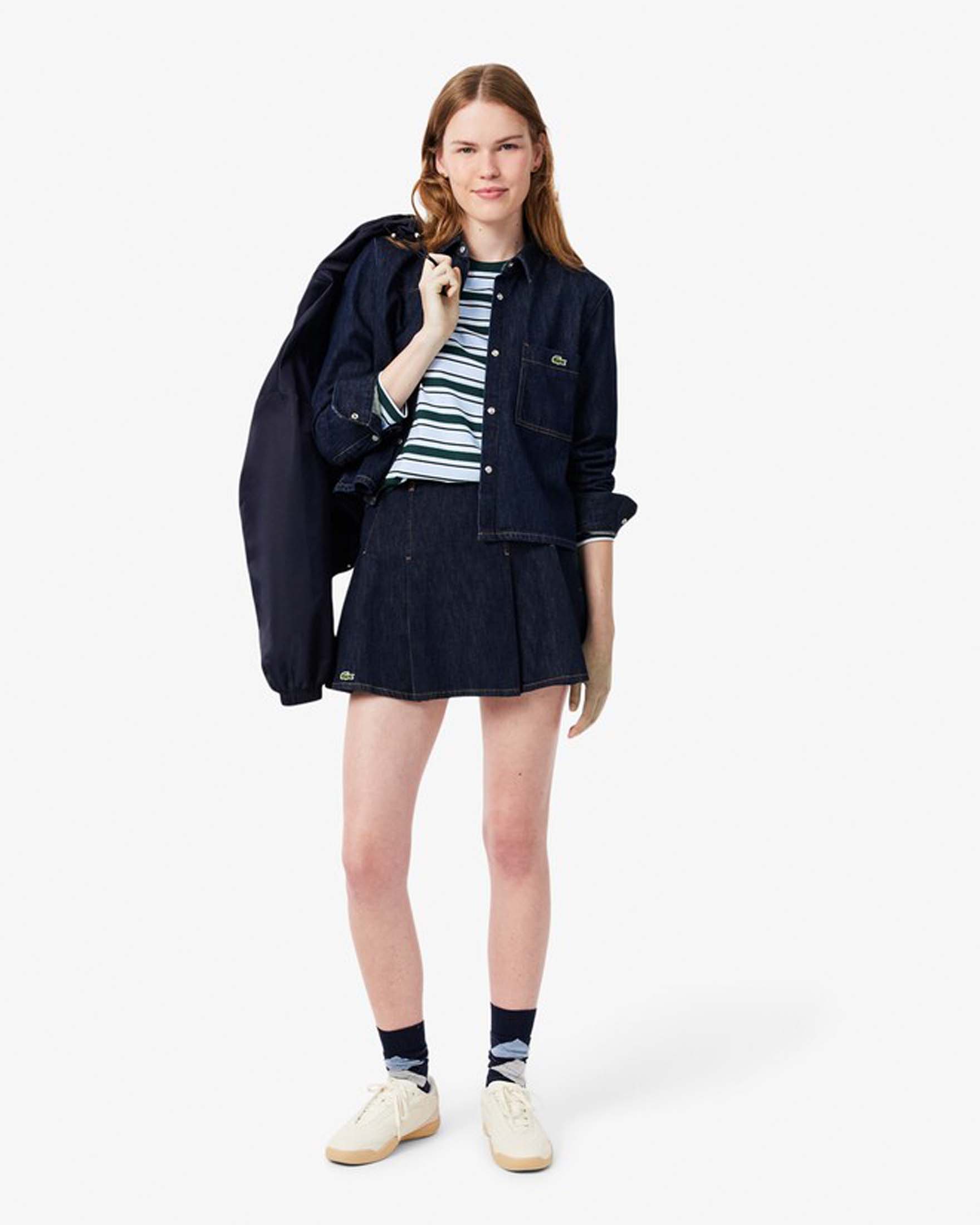 T-shirt maniche lunghe Lacoste azzurra a righe verdi in jersey di cotone organico image