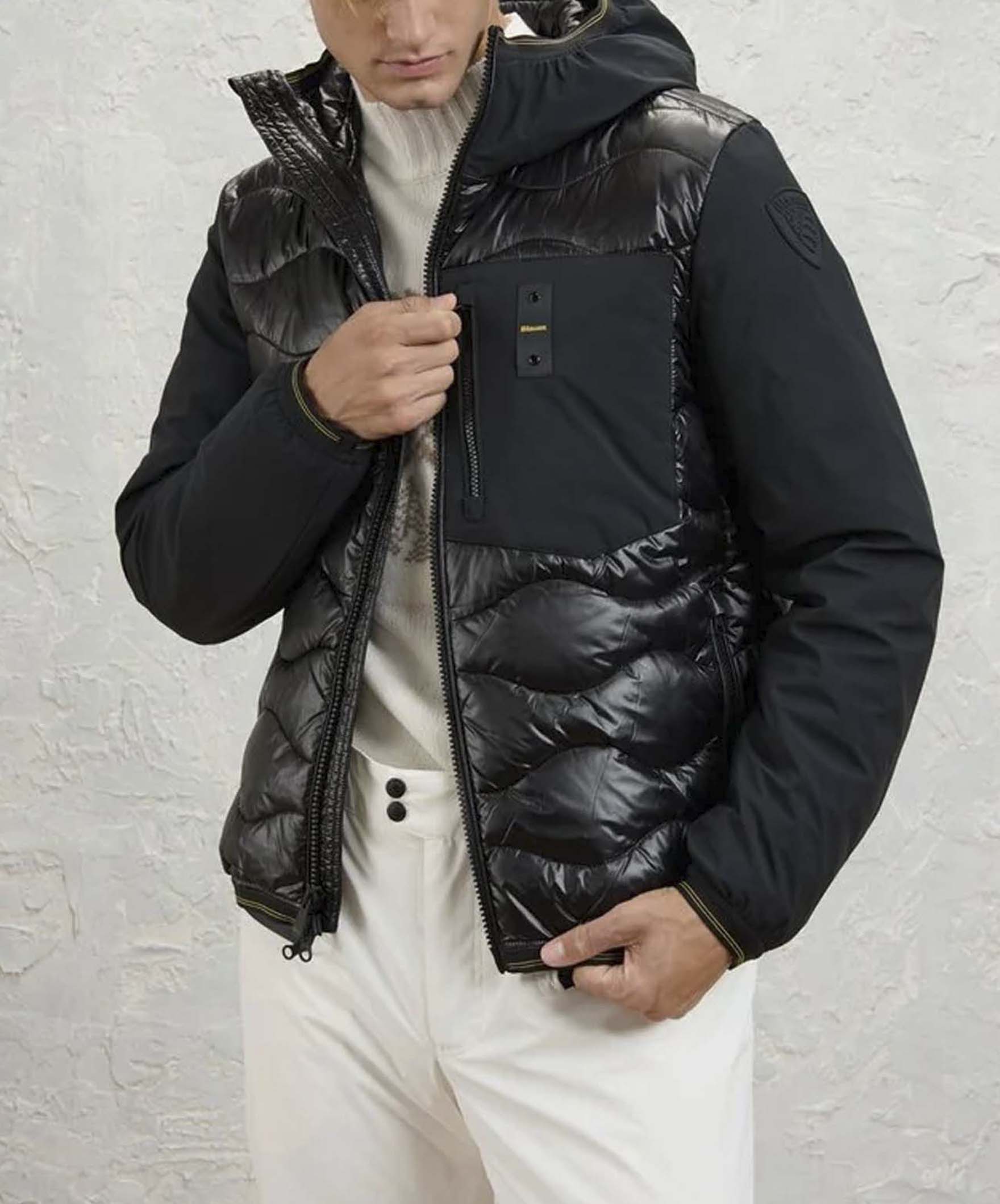 Piumino Albert Blauer bi-tessuto nero con cappuccio fisso e trapuntatura ad onde image
