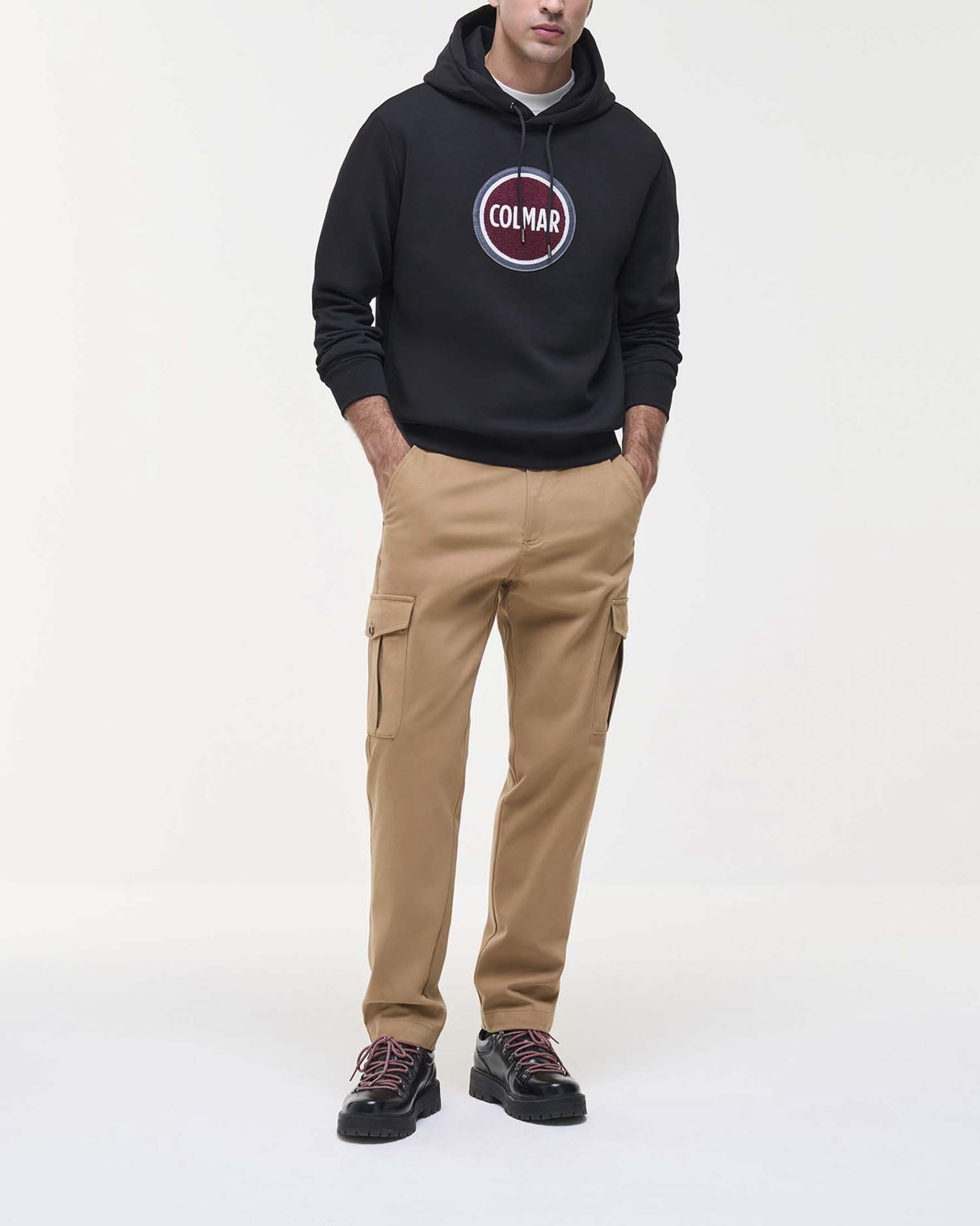 Felpa nera Colmar Originals con maxi logo bollo in spugna e cappuccio