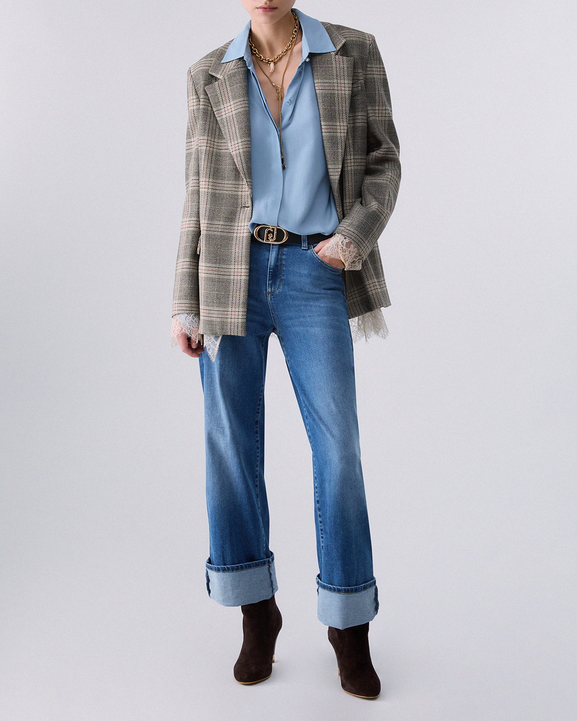 Blazer monopetto Liu Jo a fantasia check grigio e beige con dettagli in pizzo avorio image
