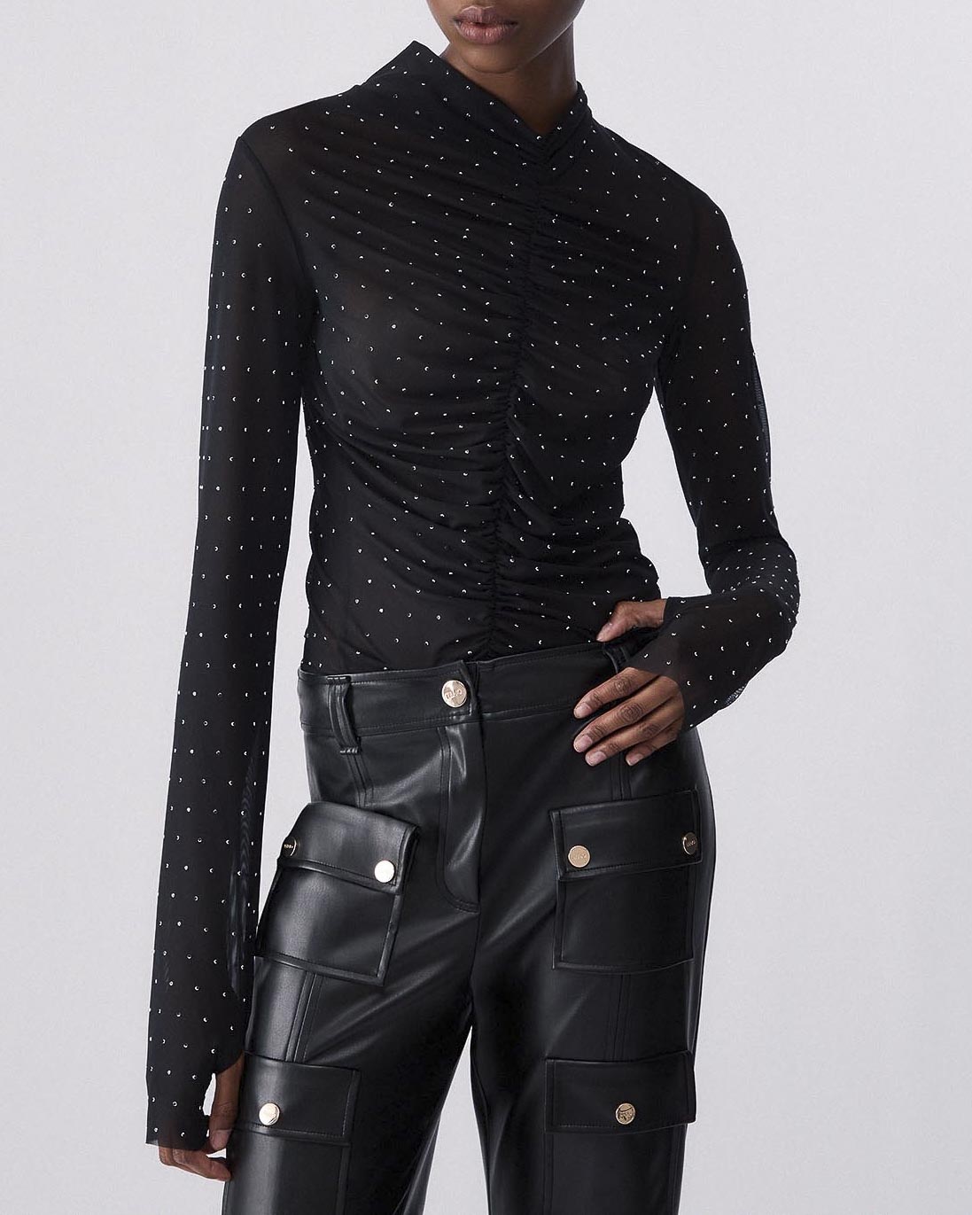 T-shirt collo alto Liu Jo nera in tulle con strass all-over e arricciatura frontale image