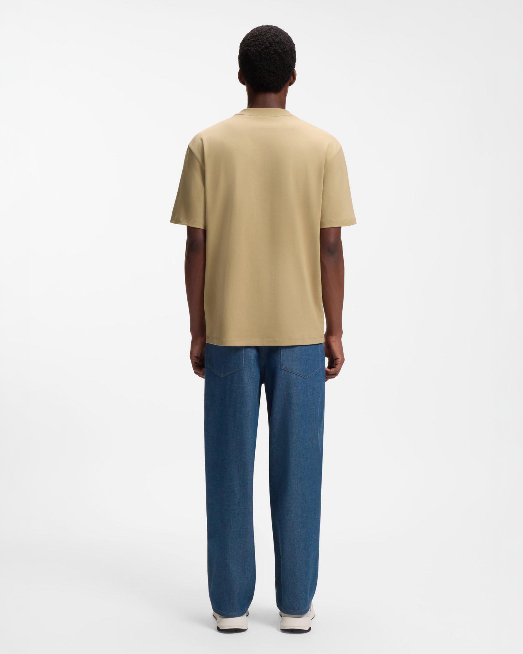 T-shirt Hugo beige relaxed fit in cotone con logo in tono image