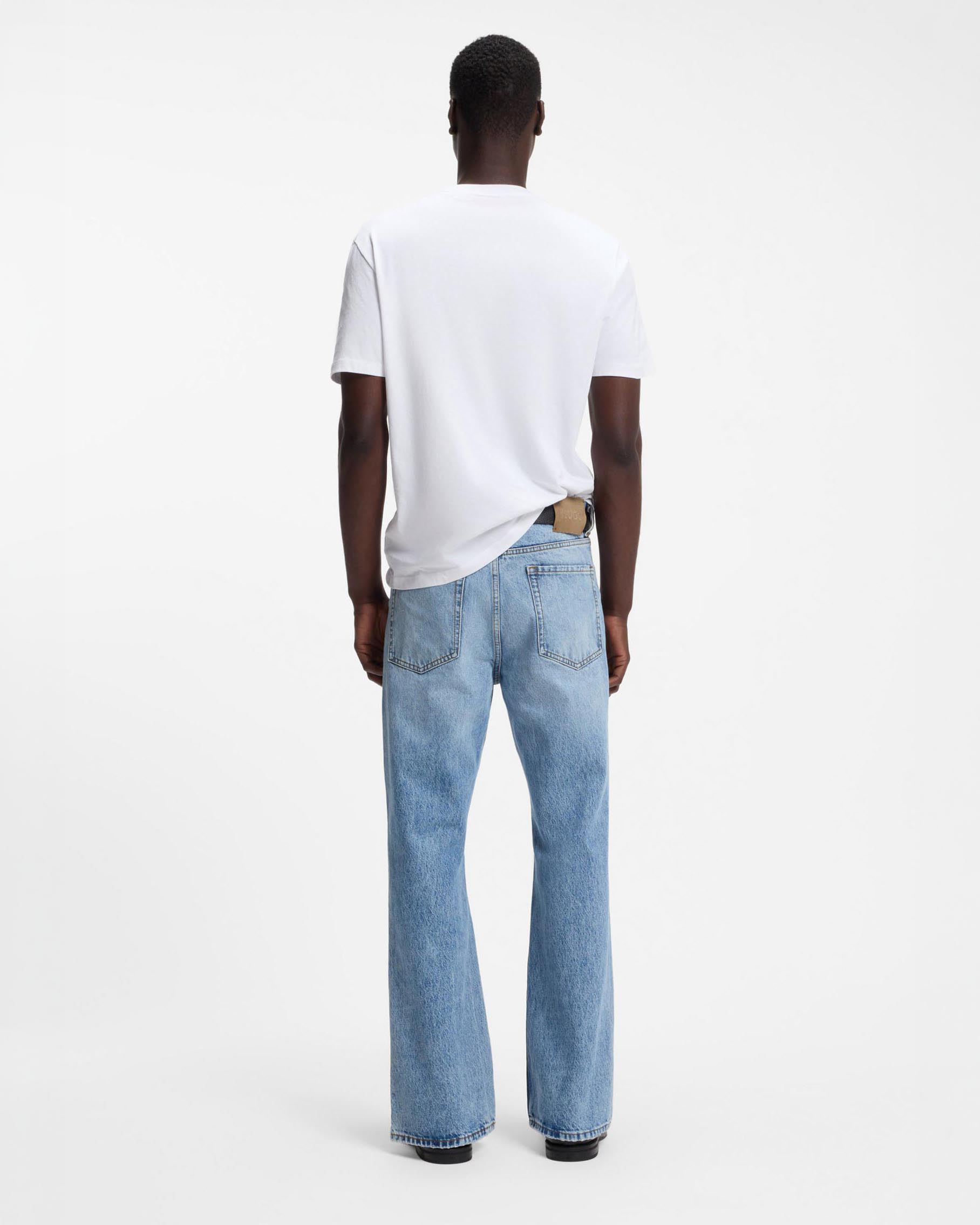 T-shirt Hugo bianca regular fit in cotone con logo image