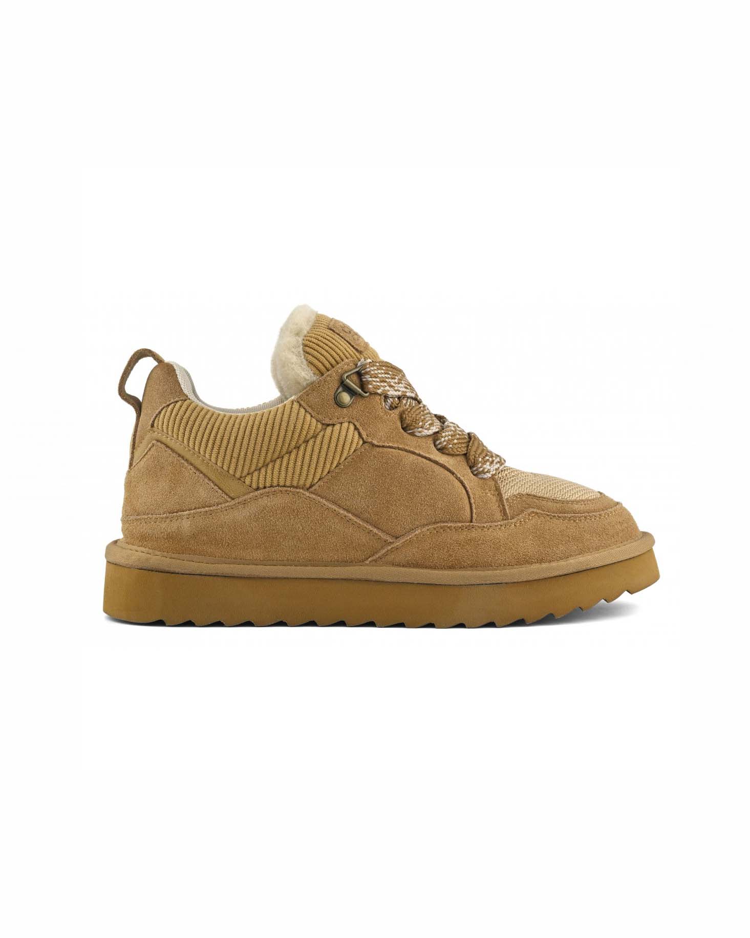 Sneakers Colors of California color cammello in pelle scamosciata con maxi lacci bicolore