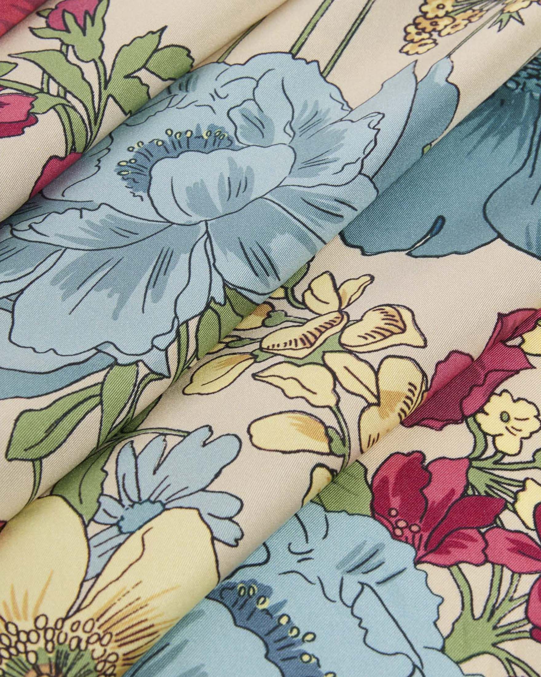 Foulard Weekend Max Mara in twill di seta beige con stampa floreale multicolor image