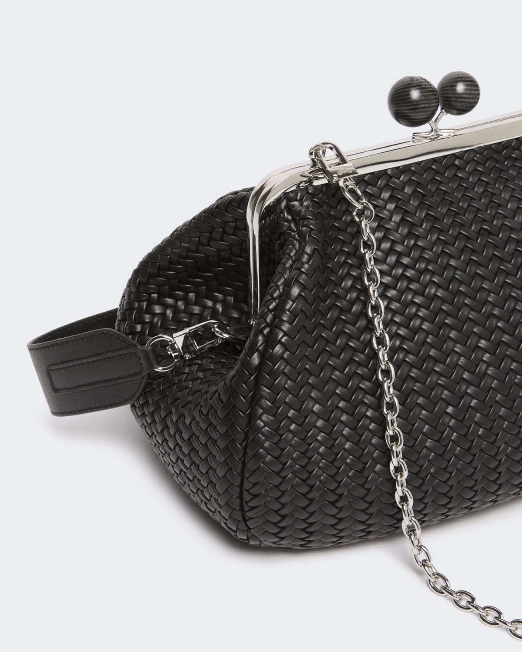 Pasticcino Bag Medium Weekend Max Mara nera in pelle intrecciata con doppia tracolla image