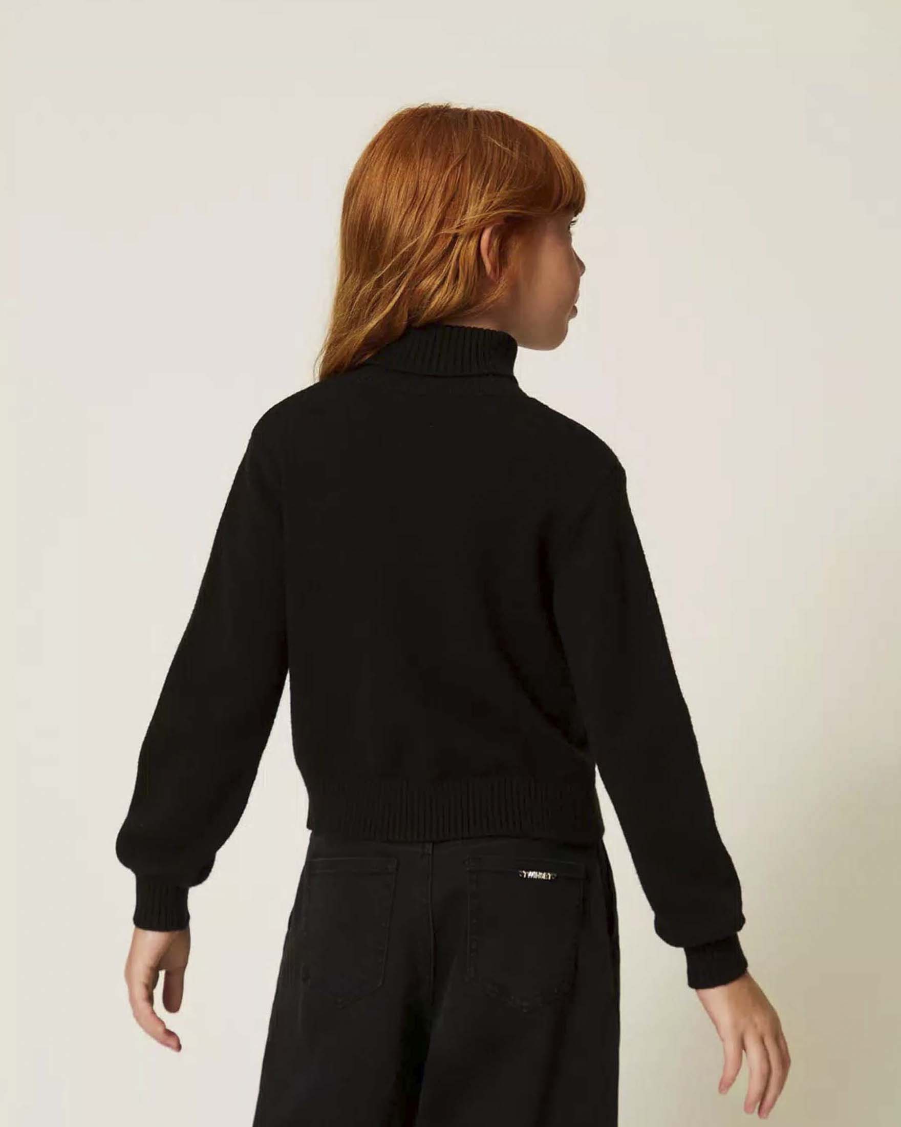 Maglia nera Twinset a collo alto con cuore rosso image