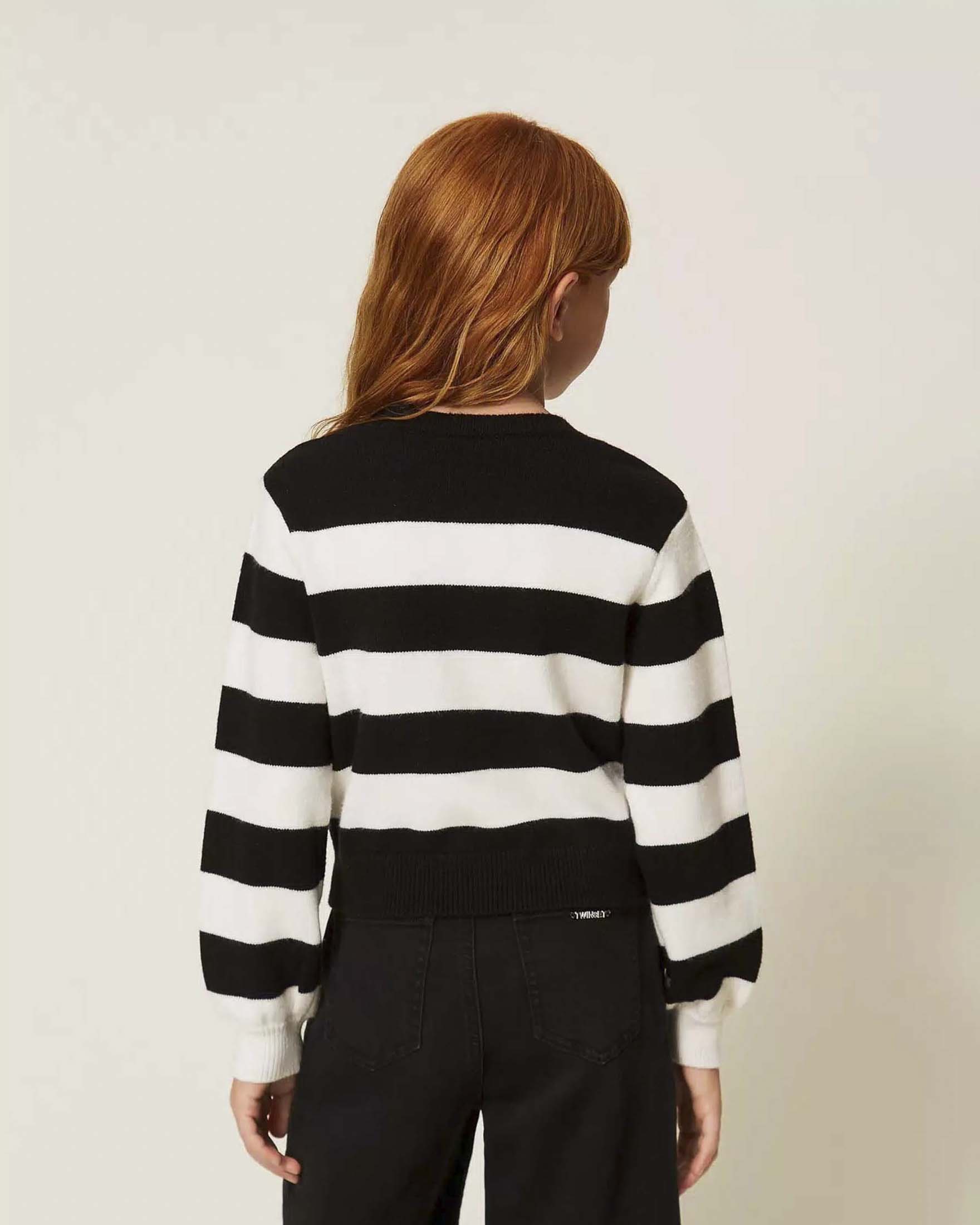 Maglioncino a righe bianco e nero Twinset con cuore rosso image