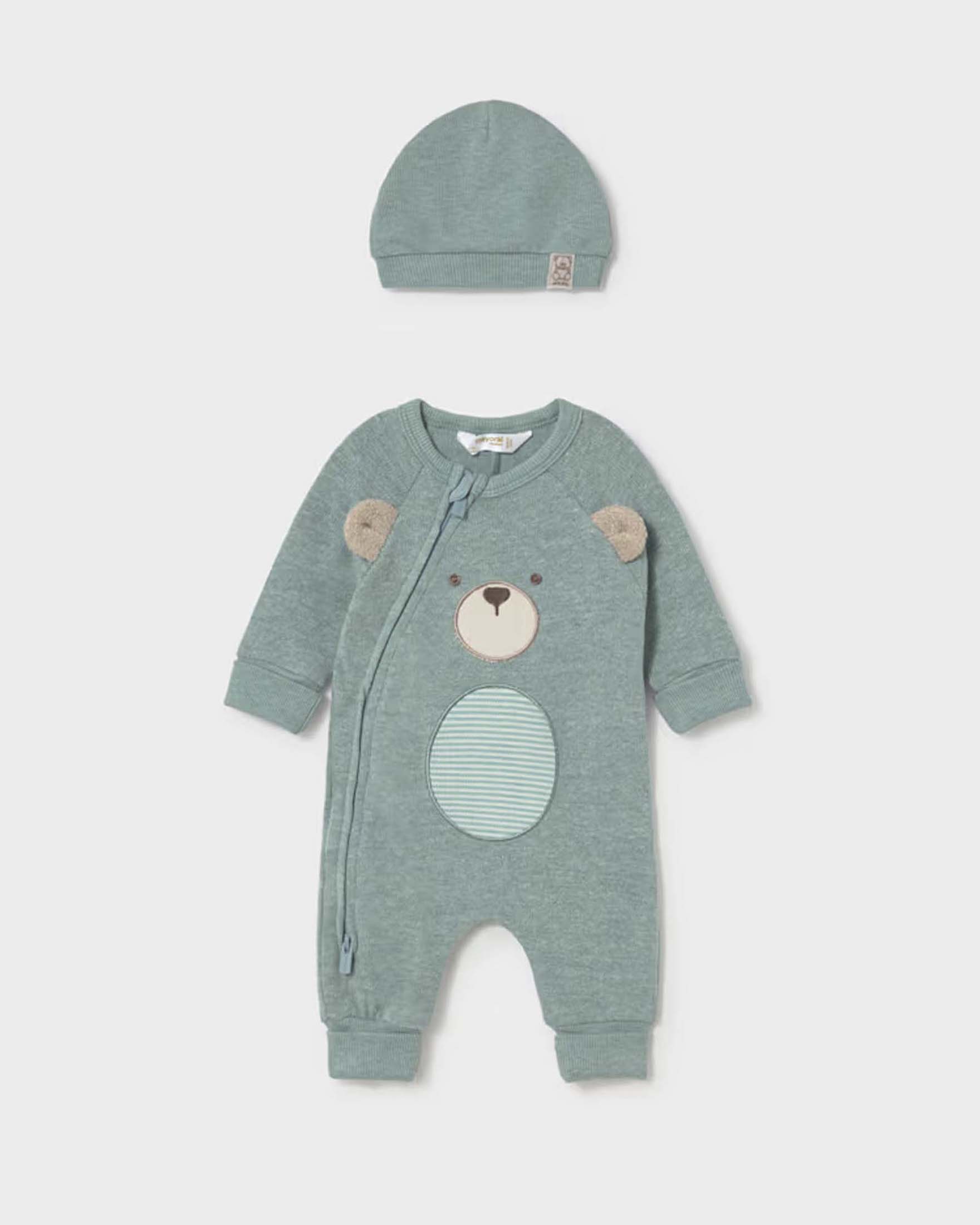 Tutina e cappello Mayoral verde acqua in misto cotone con applicazione orso