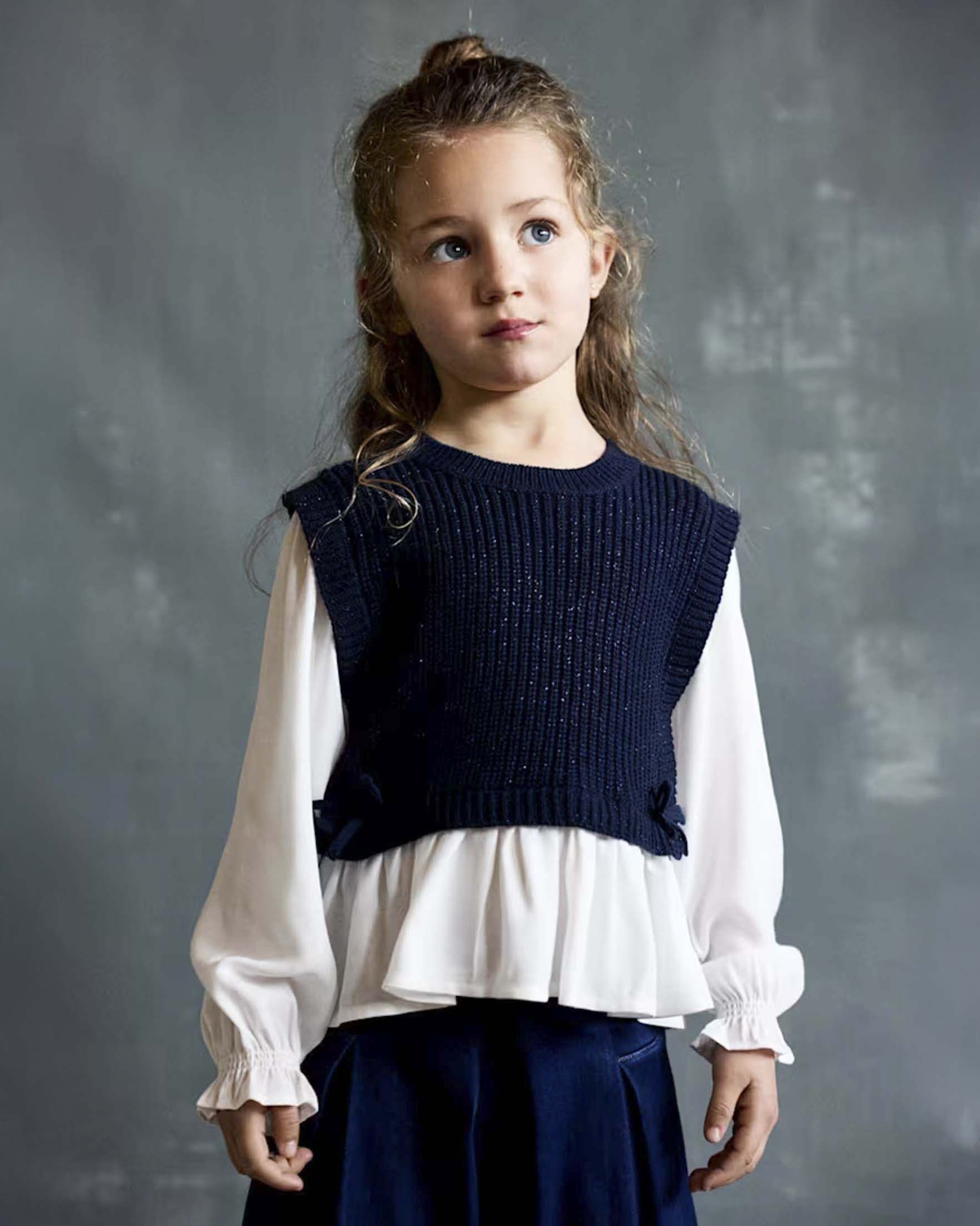 Camicia Mayoral avorio in misto viscosa con gilet in maglia