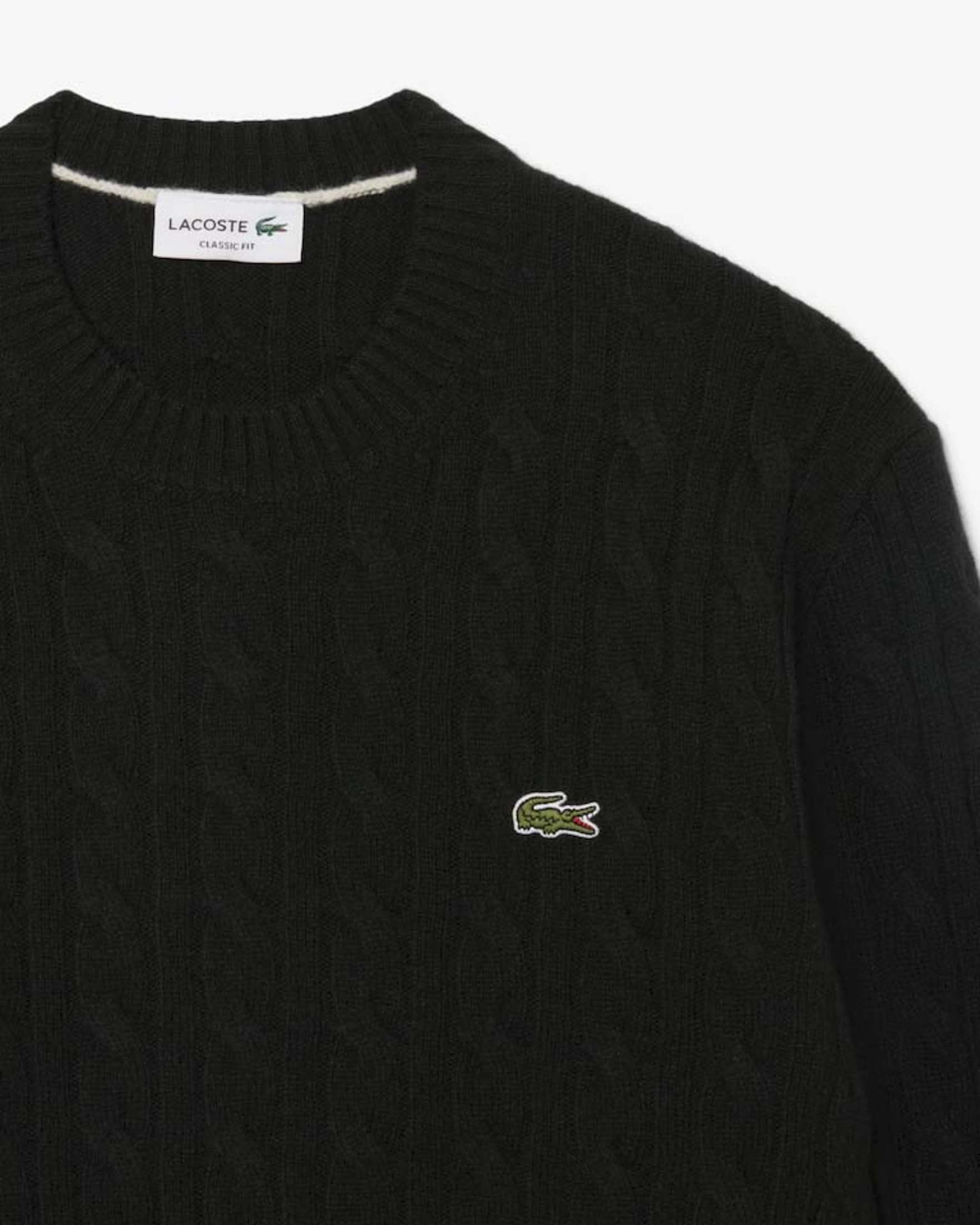 Maglione girocollo Lacoste verde scuro in pura lana cardata a trecce image