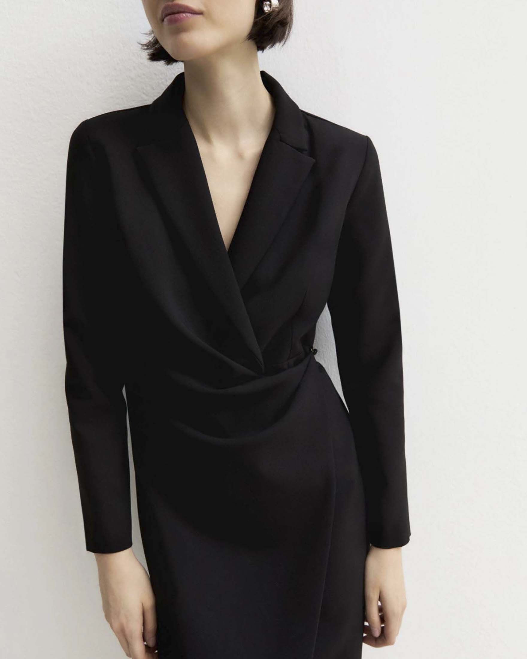 Abito corto robe manteau slim Emme Marella nero in misto viscosa stretch con rever classico image