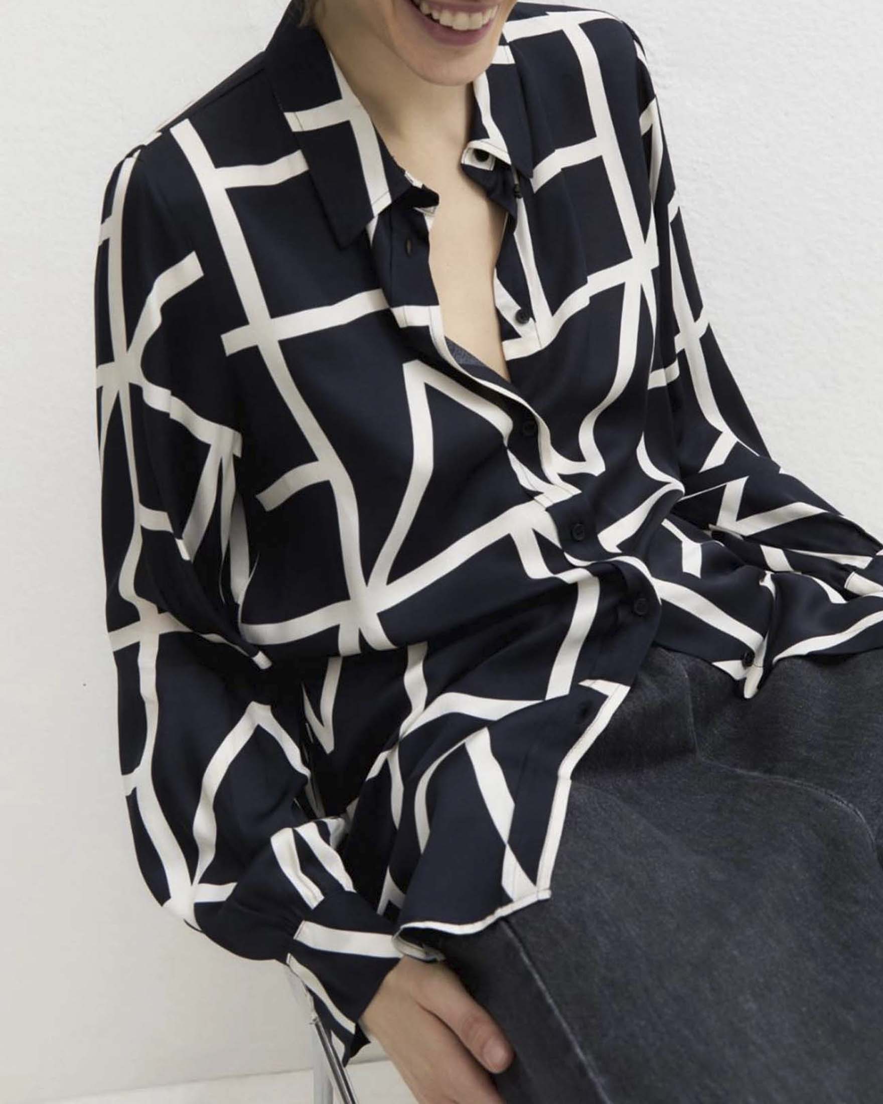 Camicia maschile Emme Marella blu in twill di viscosa con stampa finimenti equestri