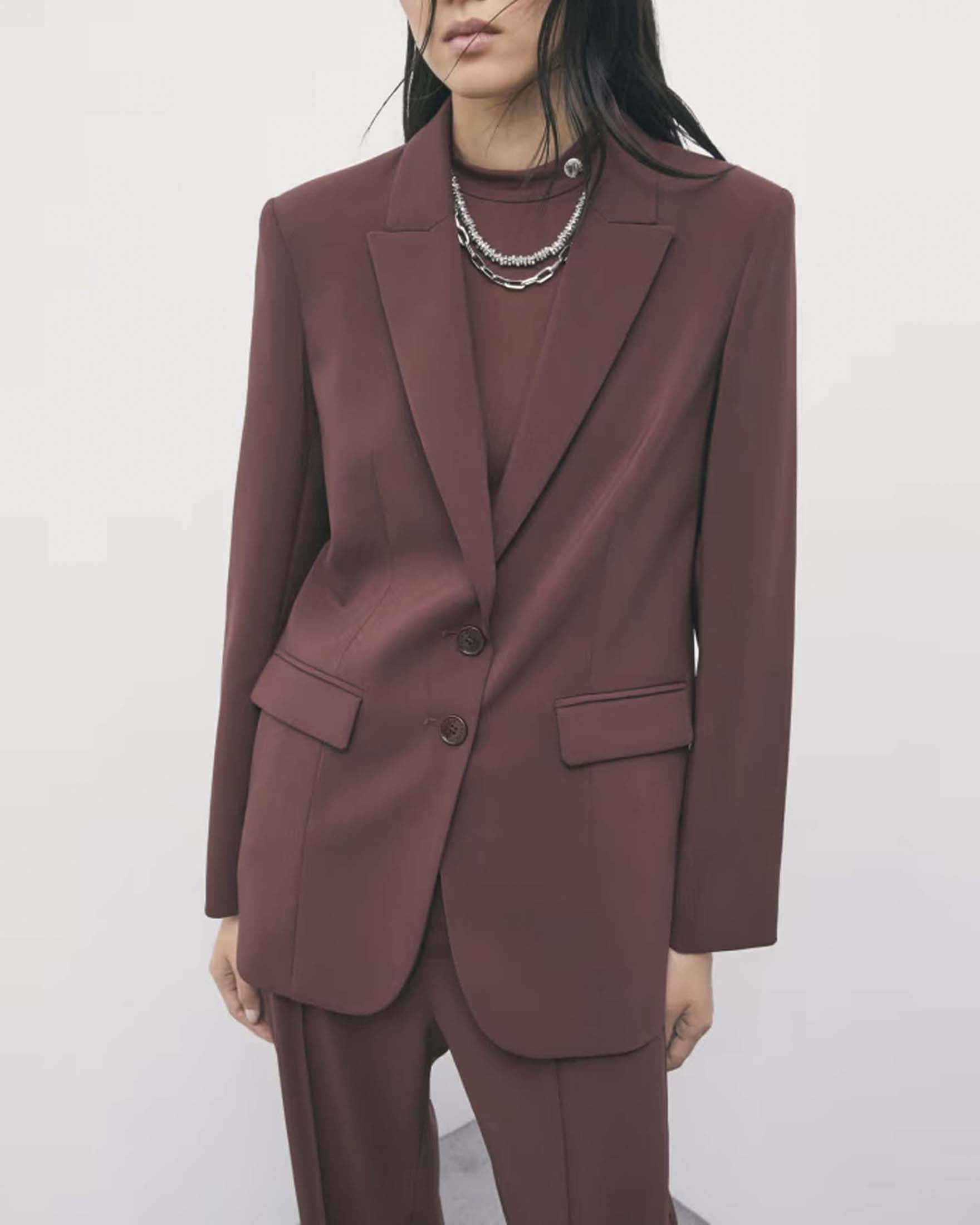 Blazer monopetto Patrizia Pepe bordeaux in crêpe stretch con logo Fly sui polsi