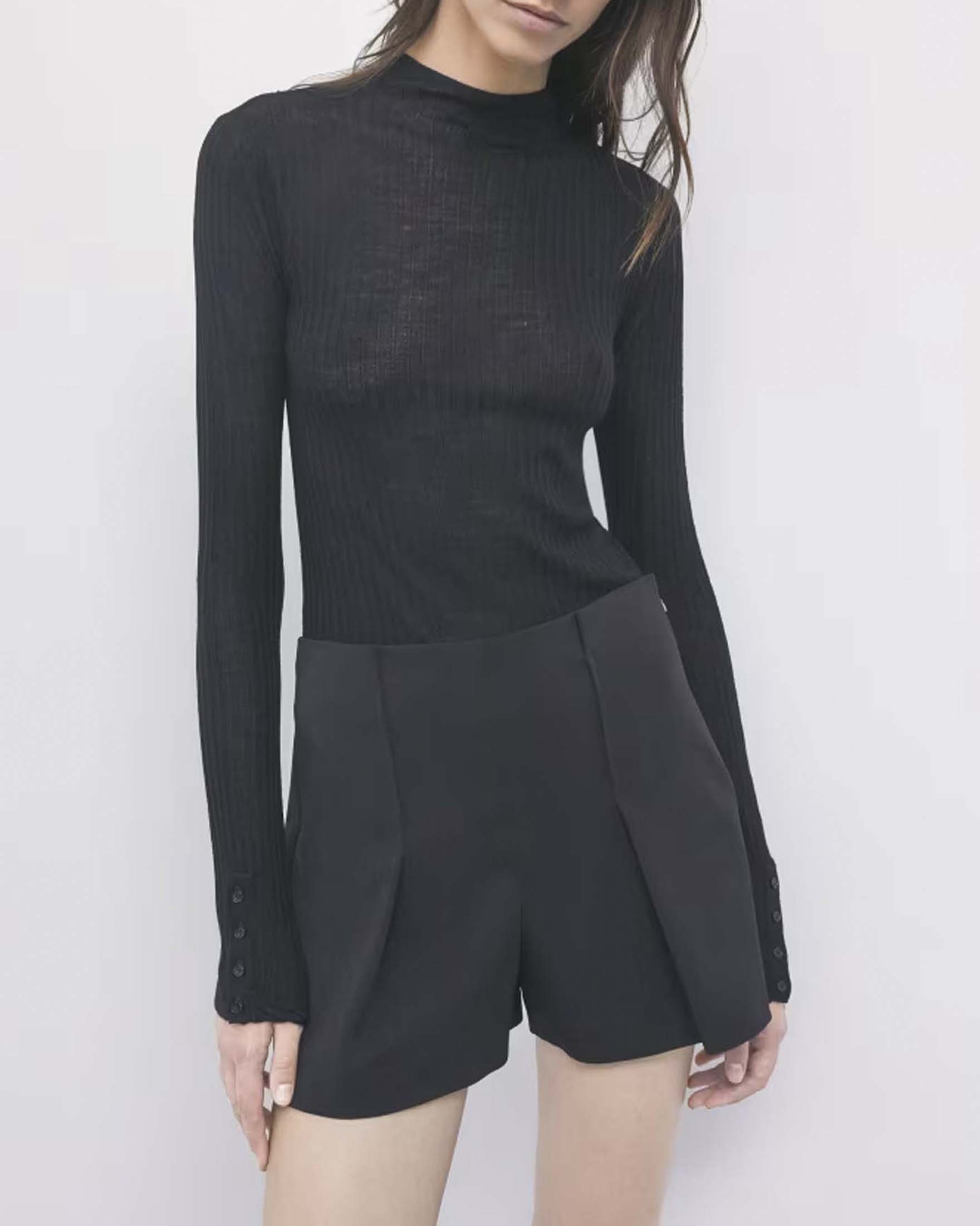 Maglia a costine Patrizia Pepe nera in pura lana con scollo a cratere e maniche lunghe