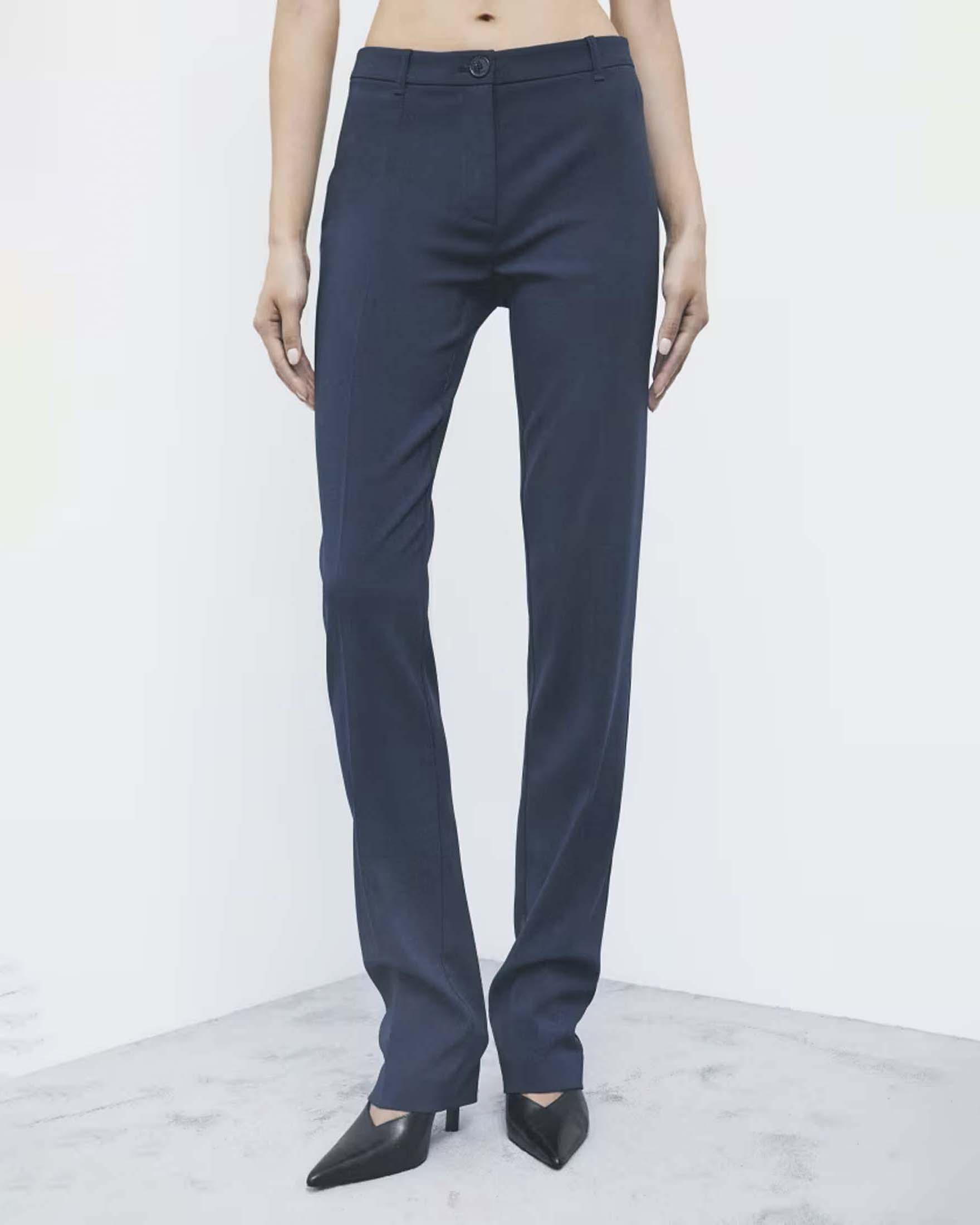 Pantalone skinny Patrizia Pepe blu in crêpe stretch con pince e piega stirata fronte e retro image