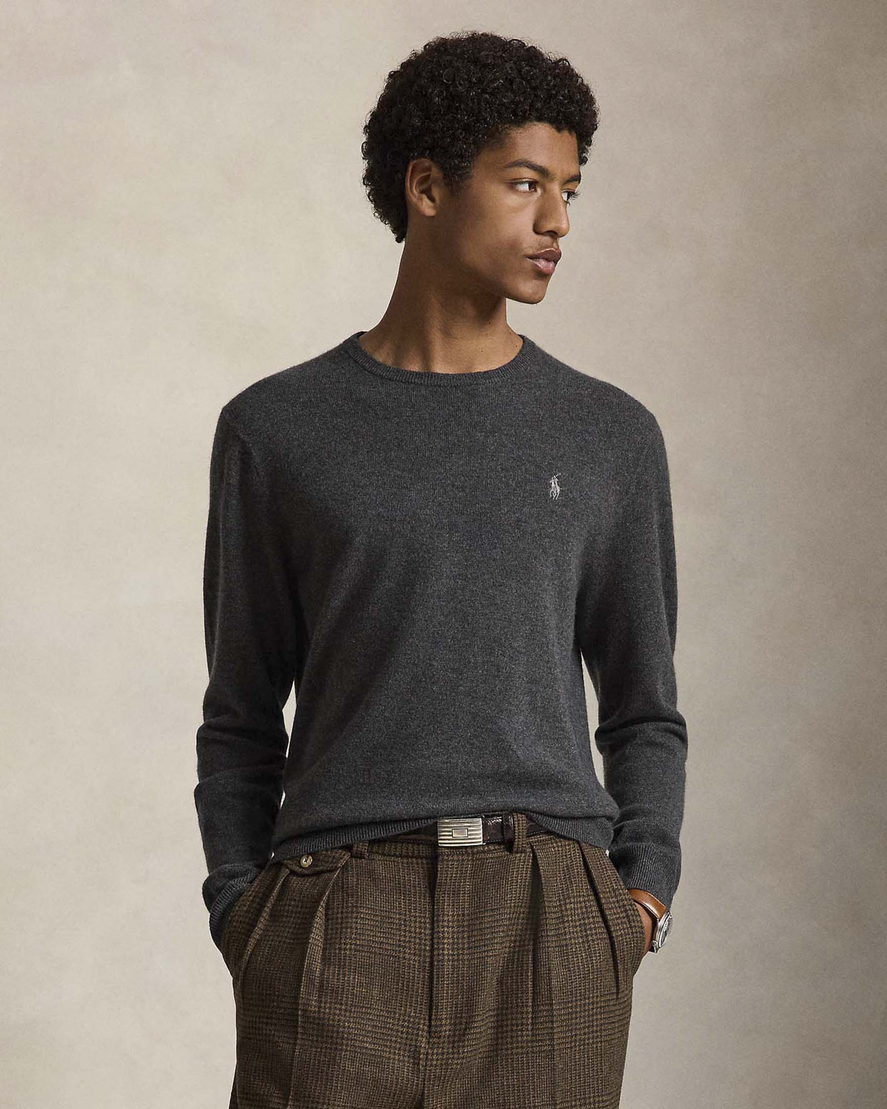 Maglia Polo Ralph Lauren grigia antracite in pura lana con scollo a giro e logo pony ricamato sul petto image