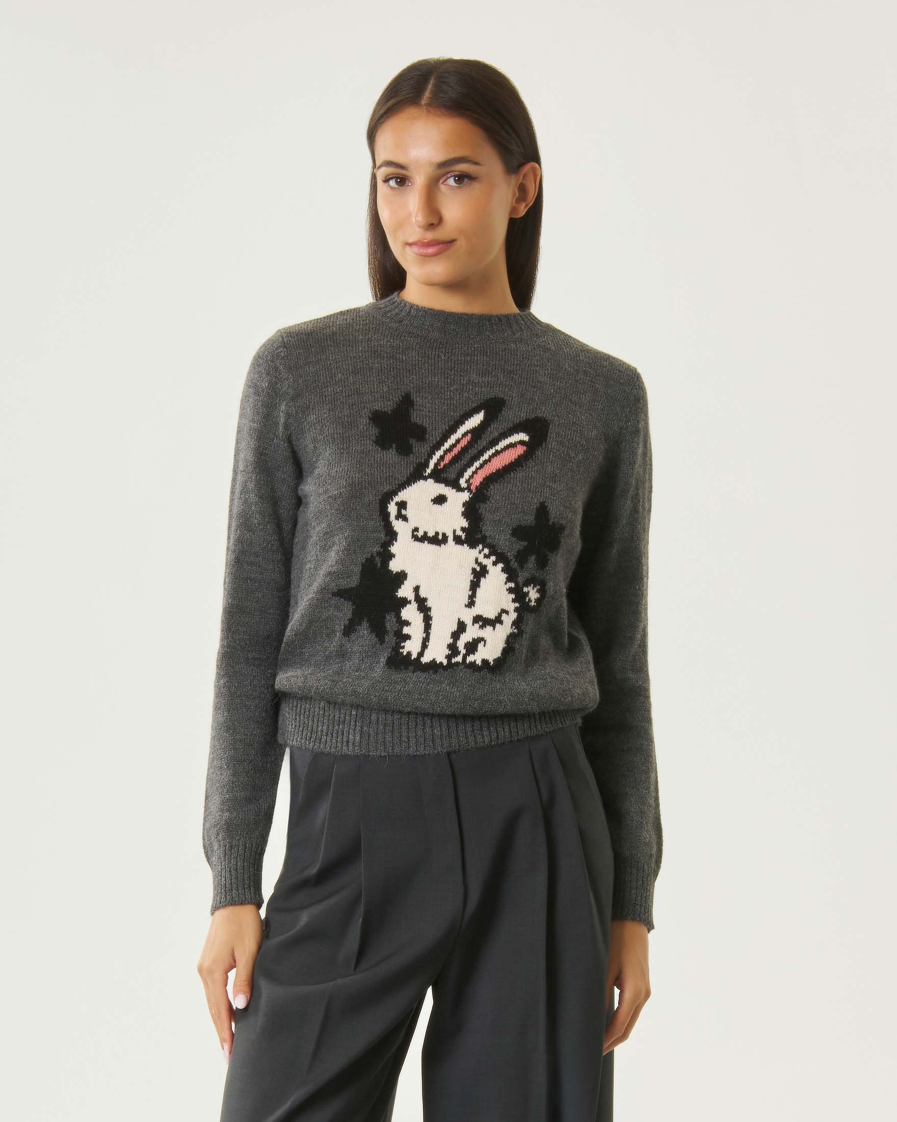 Maglia girocollo Weekend Max Mara grigia in misto alpaca e lana con intarsio lepre sul davanti