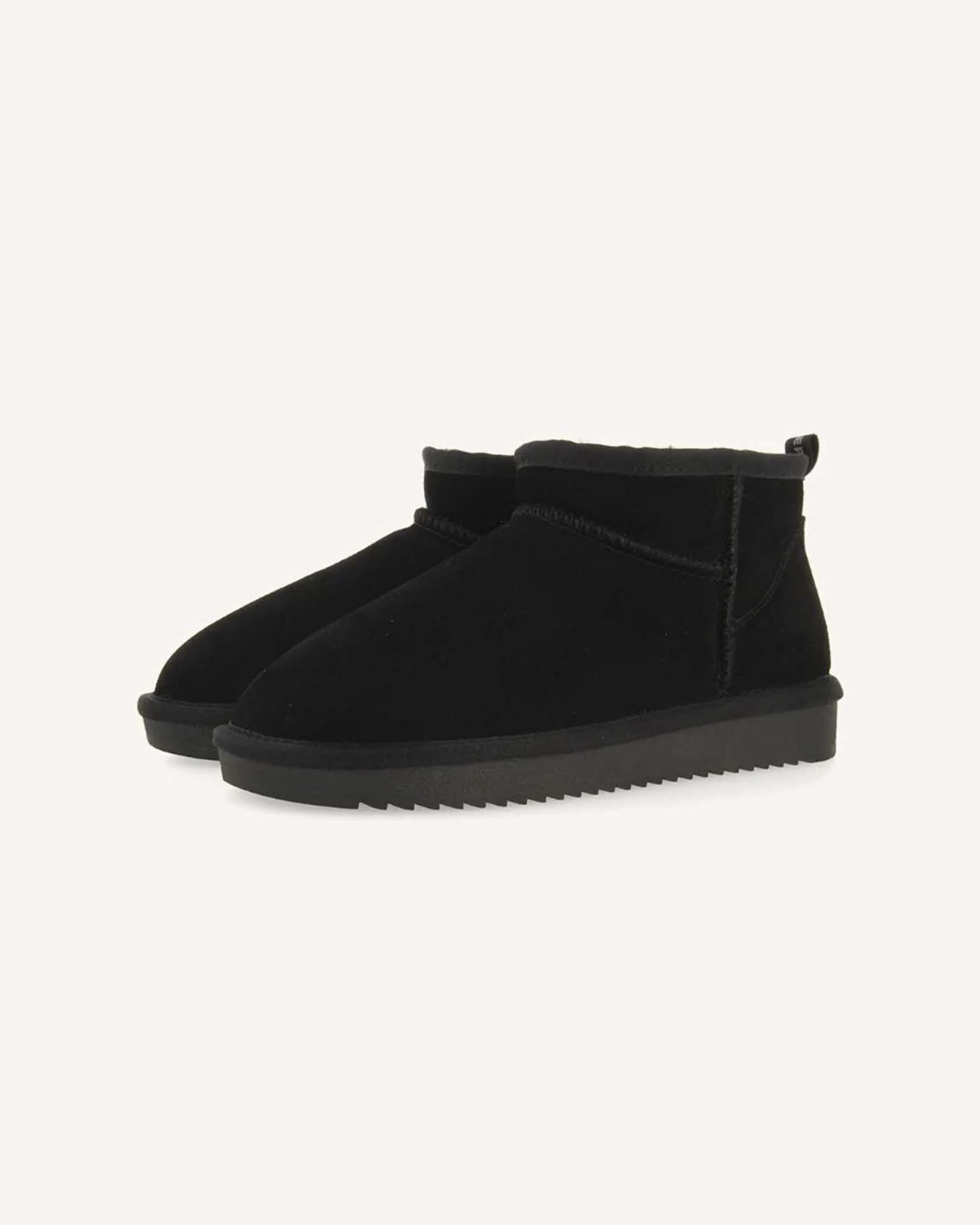 Stivaletto Gioseppo nero in pelle scamosciata con suola gommata image
