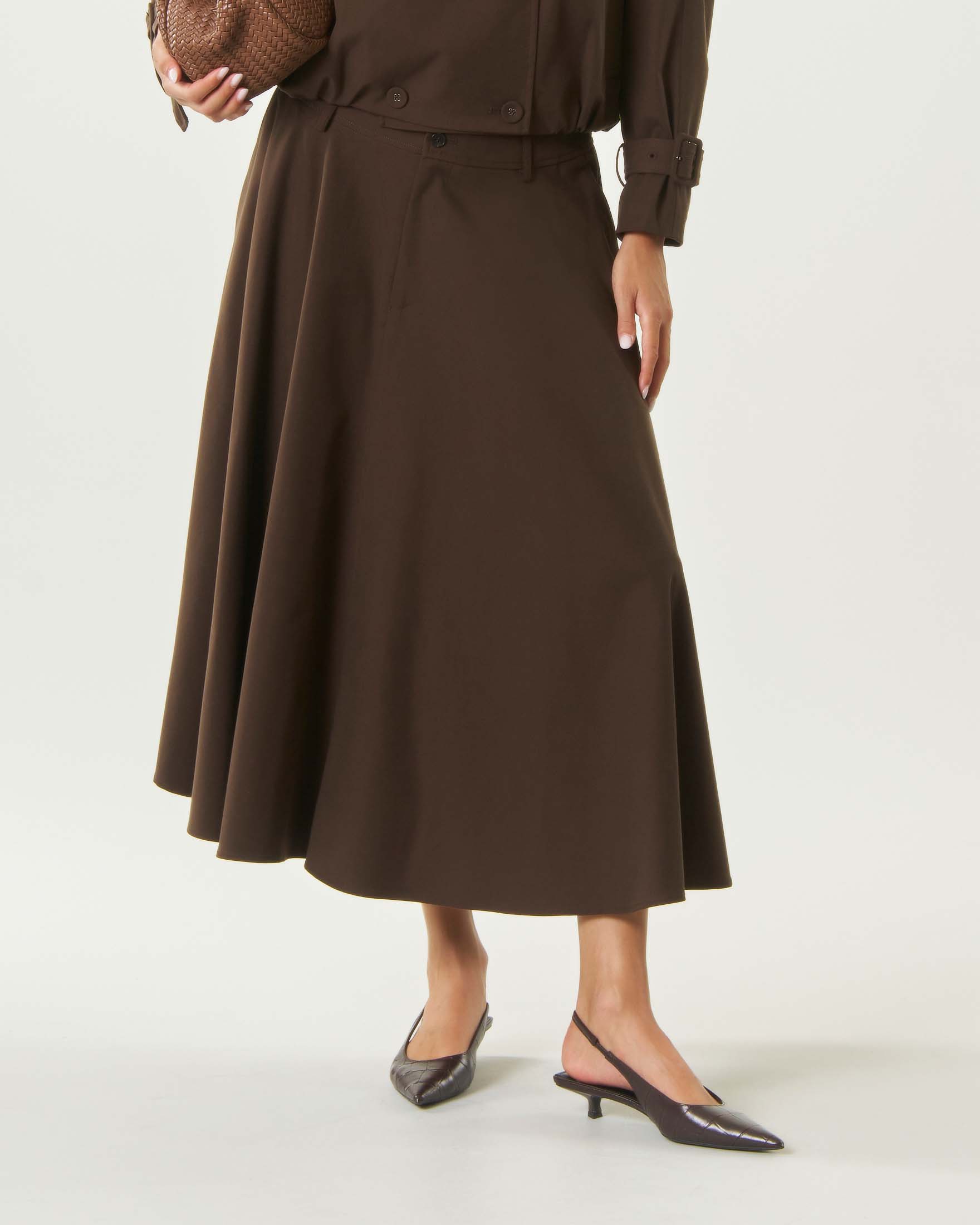 Gonna midi a ruota Attentif marrone in cotone stretch con passanti e tasche alla francese