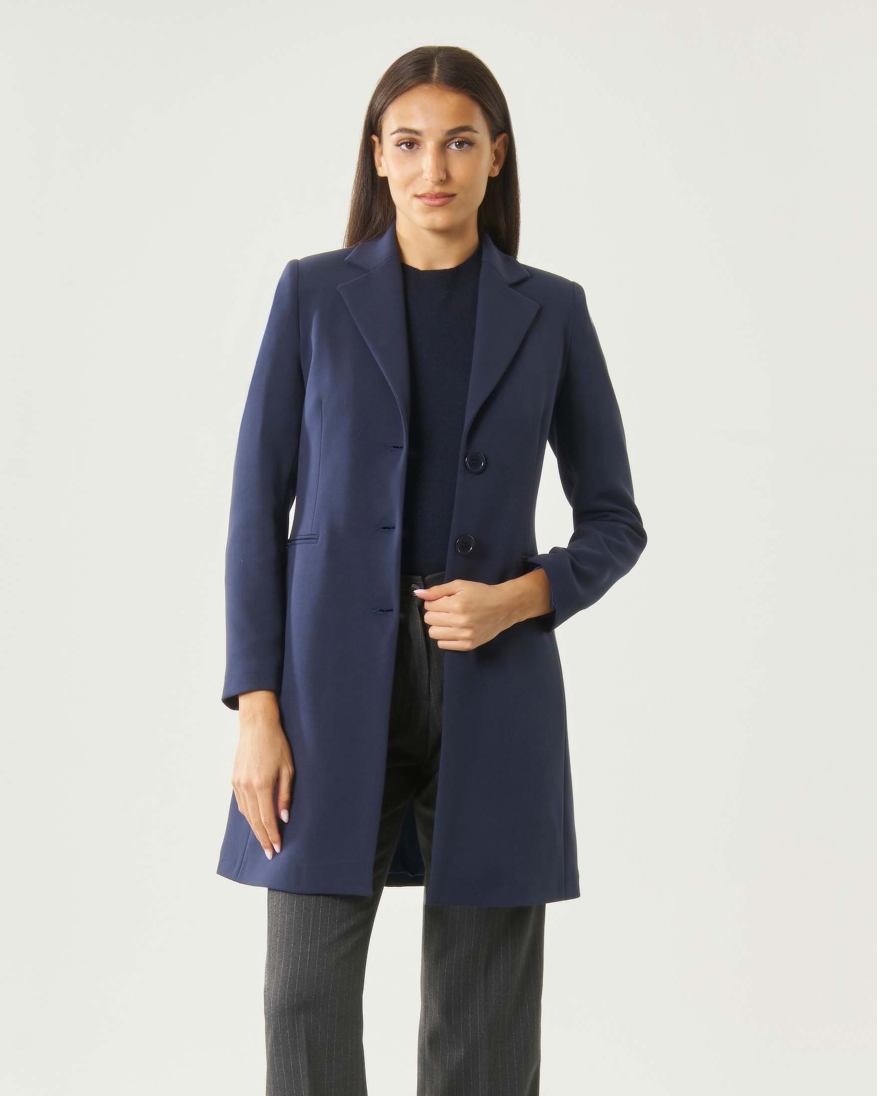 Cappotto midi Hlo! blu dal taglio maschile in crepe di misto viscosa con rever classico e pinces