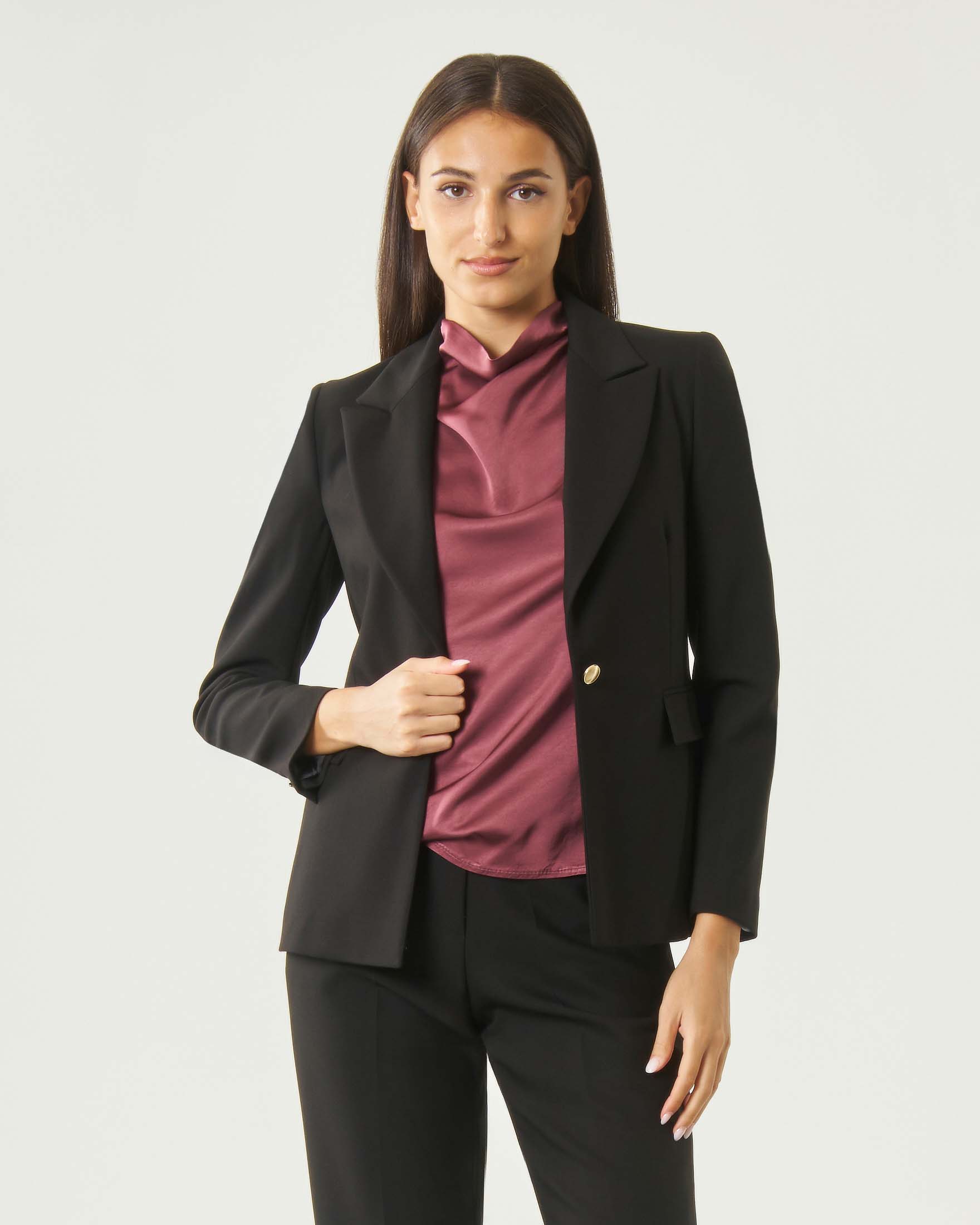 Blazer monopetto Hlo! nero in misto viscosa bistretch con bottoni gioiello e pinces