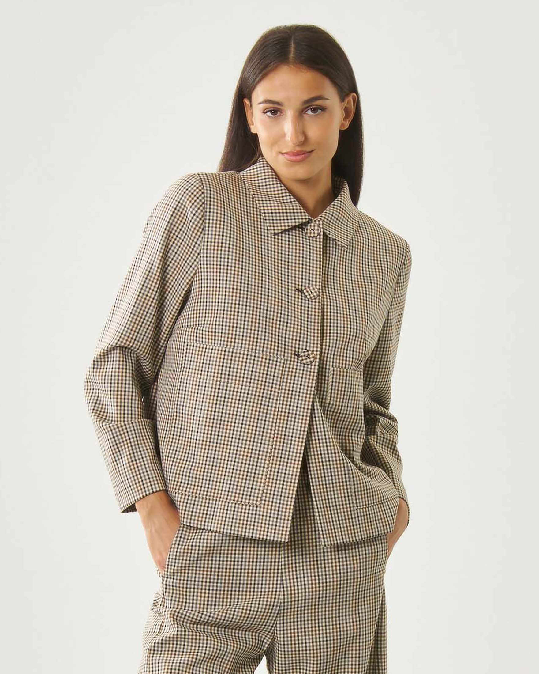 Giacca a camicia boxy Jurerê cammello e marrone in viscosa a motivo Vichy con bottoni tono su tono