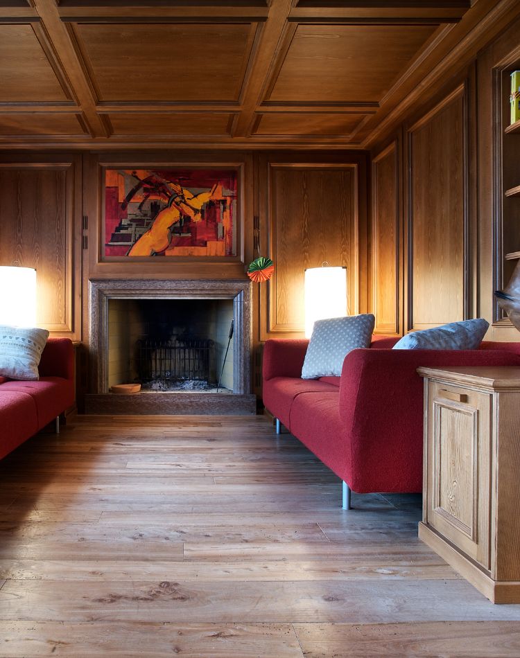 Antique elm boiserie panelling and flooring