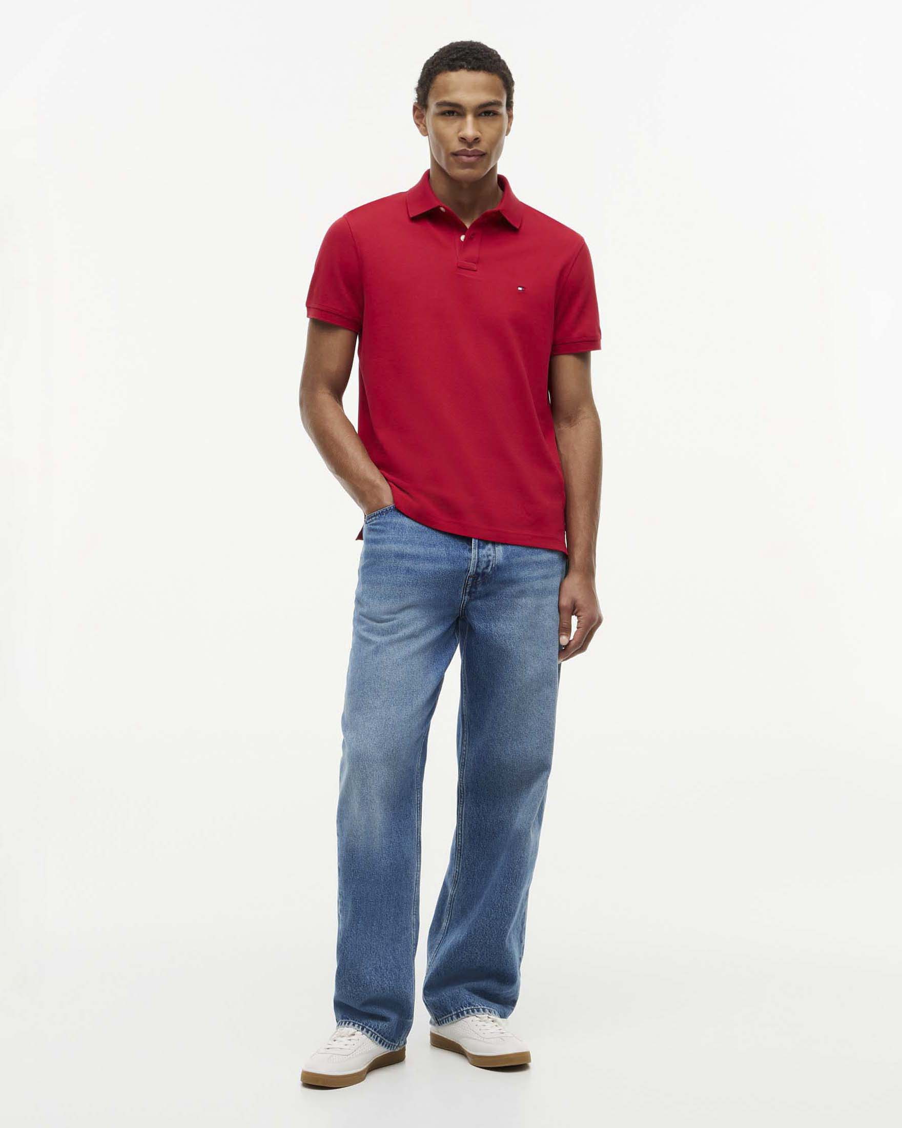 Polo mezza manica Tommy Hilfiger rossa in cotone stretch con logo flag ricamato sul petto