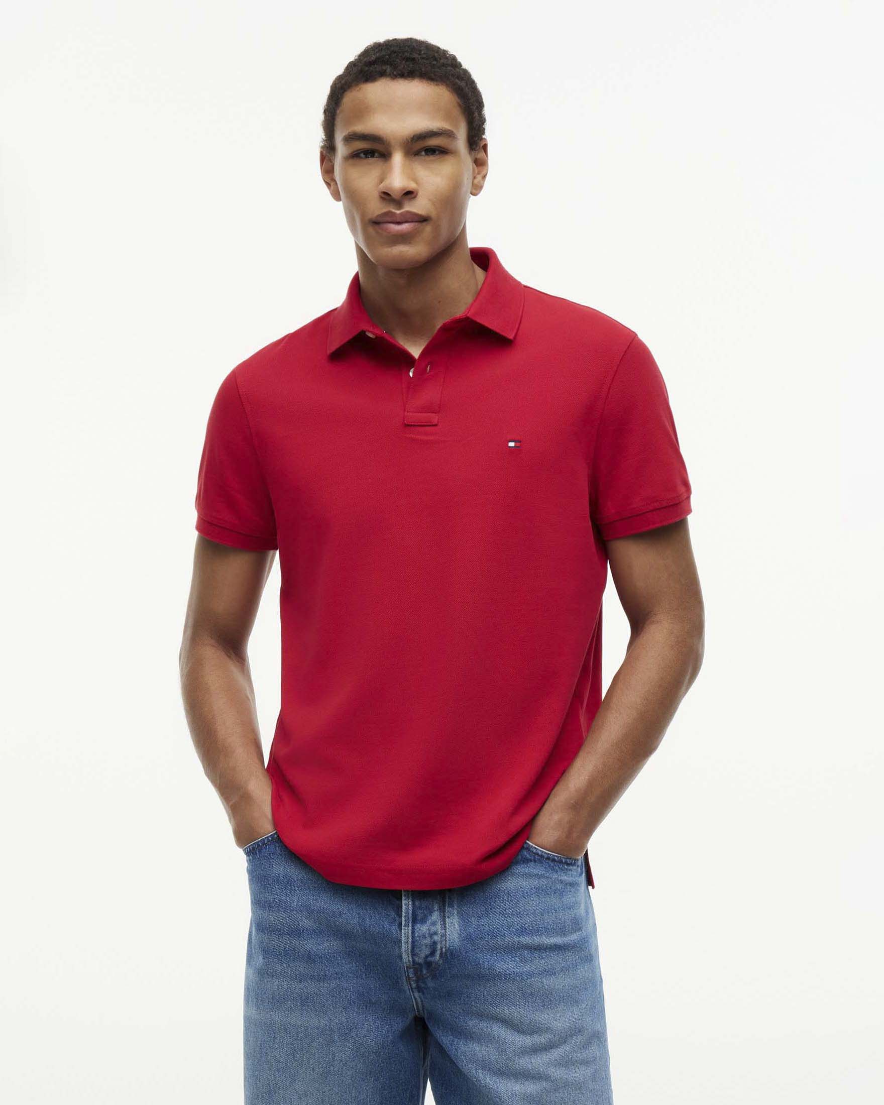 Polo mezza manica Tommy Hilfiger rossa in cotone stretch con logo flag ricamato sul petto image