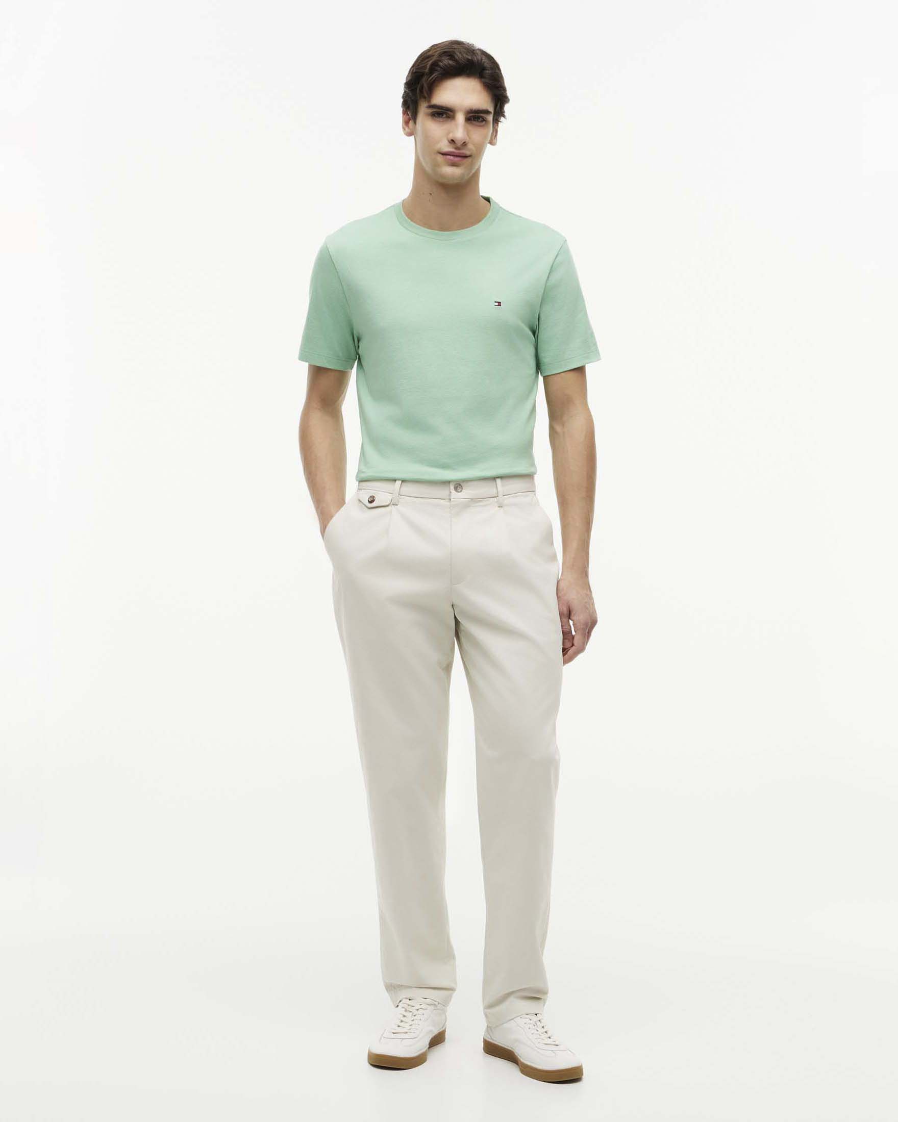 T-shirt Tommy Hilfiger verde menta in cotone con logo flag ricamato sul petto