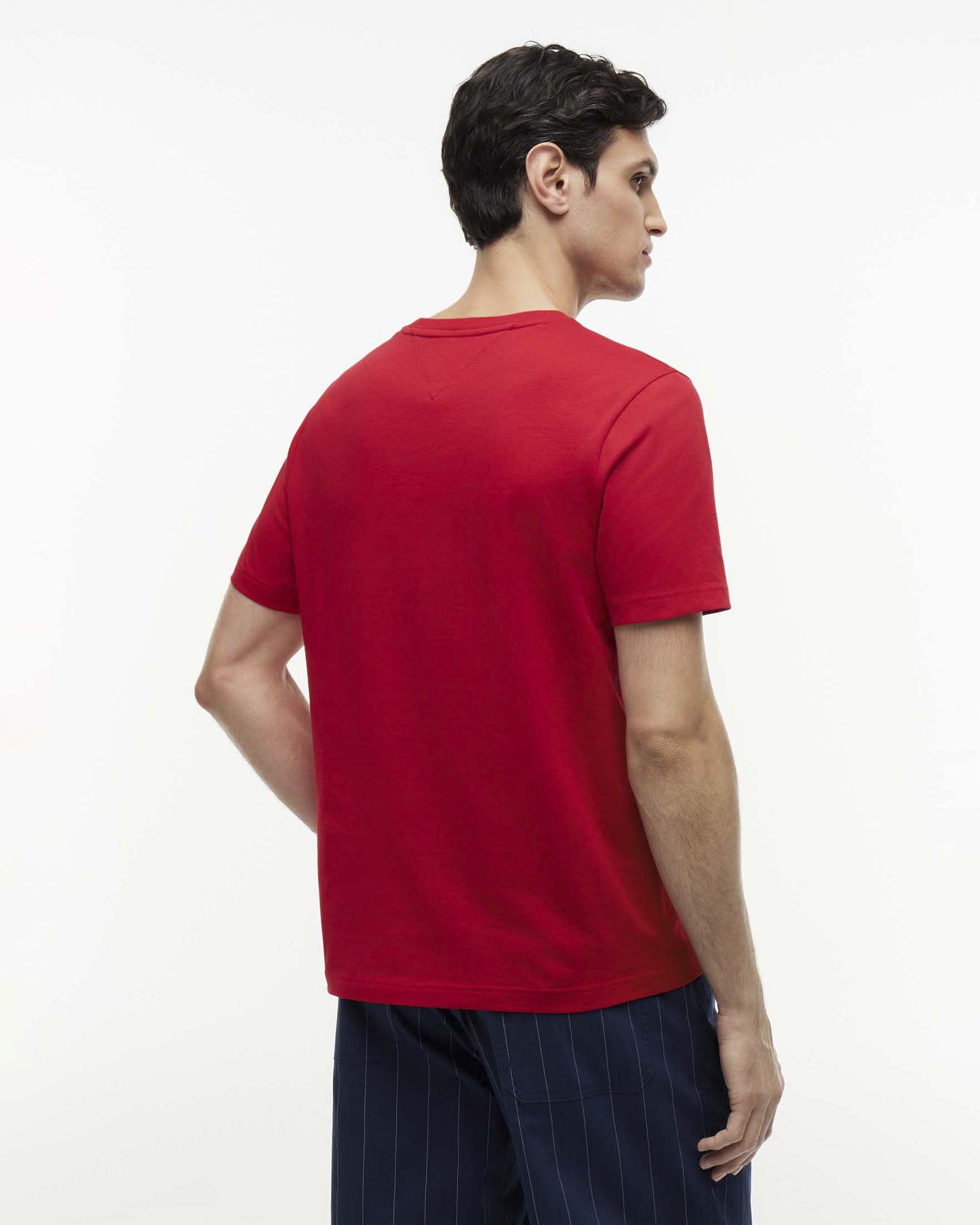 T-shirt Tommy Hilfiger rossa in jersey di cotone con logo scritta e grafica bandiera image