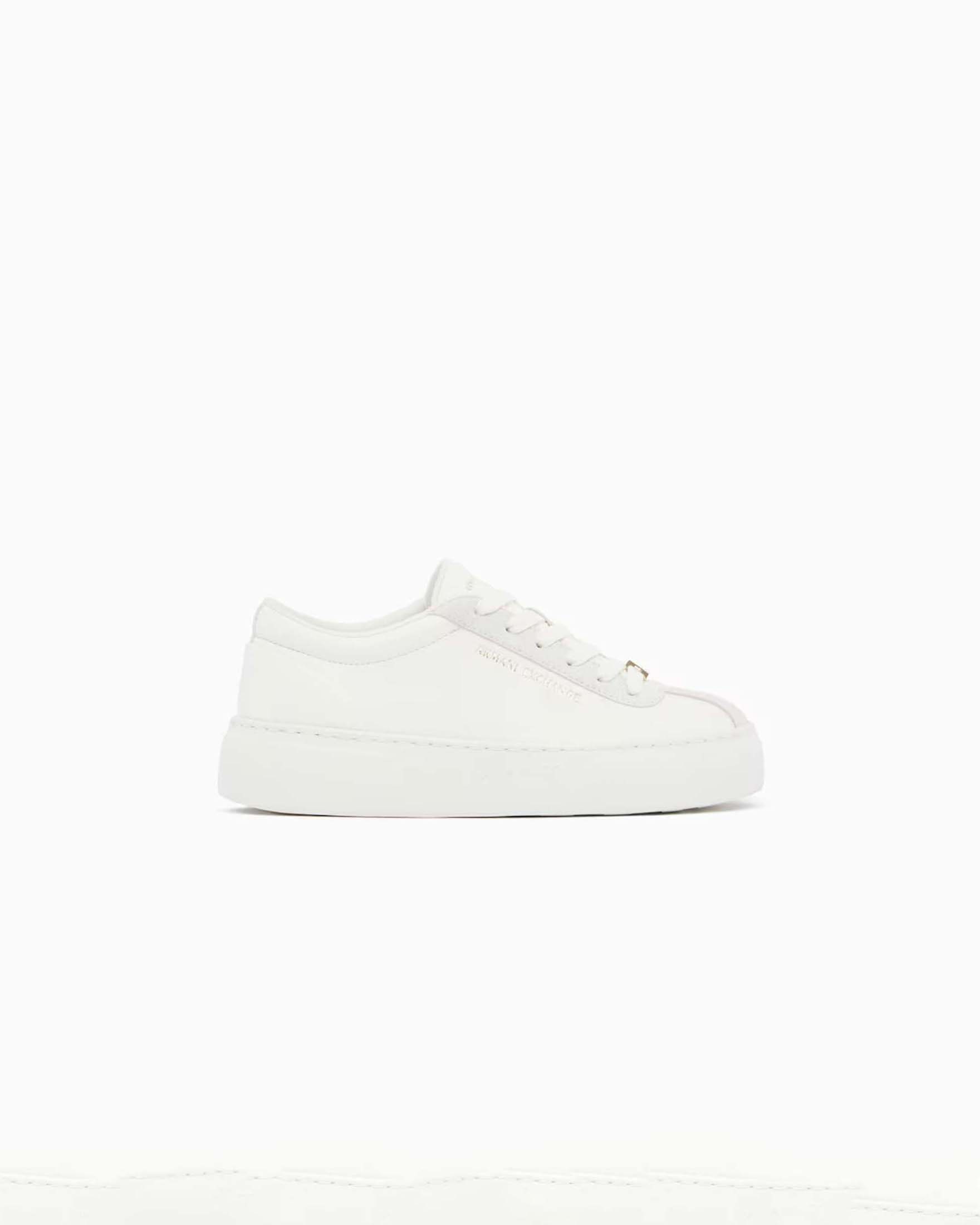 Sneaker low cut Armani Exchange avorio con inserti effetto camoscio e suola spessa