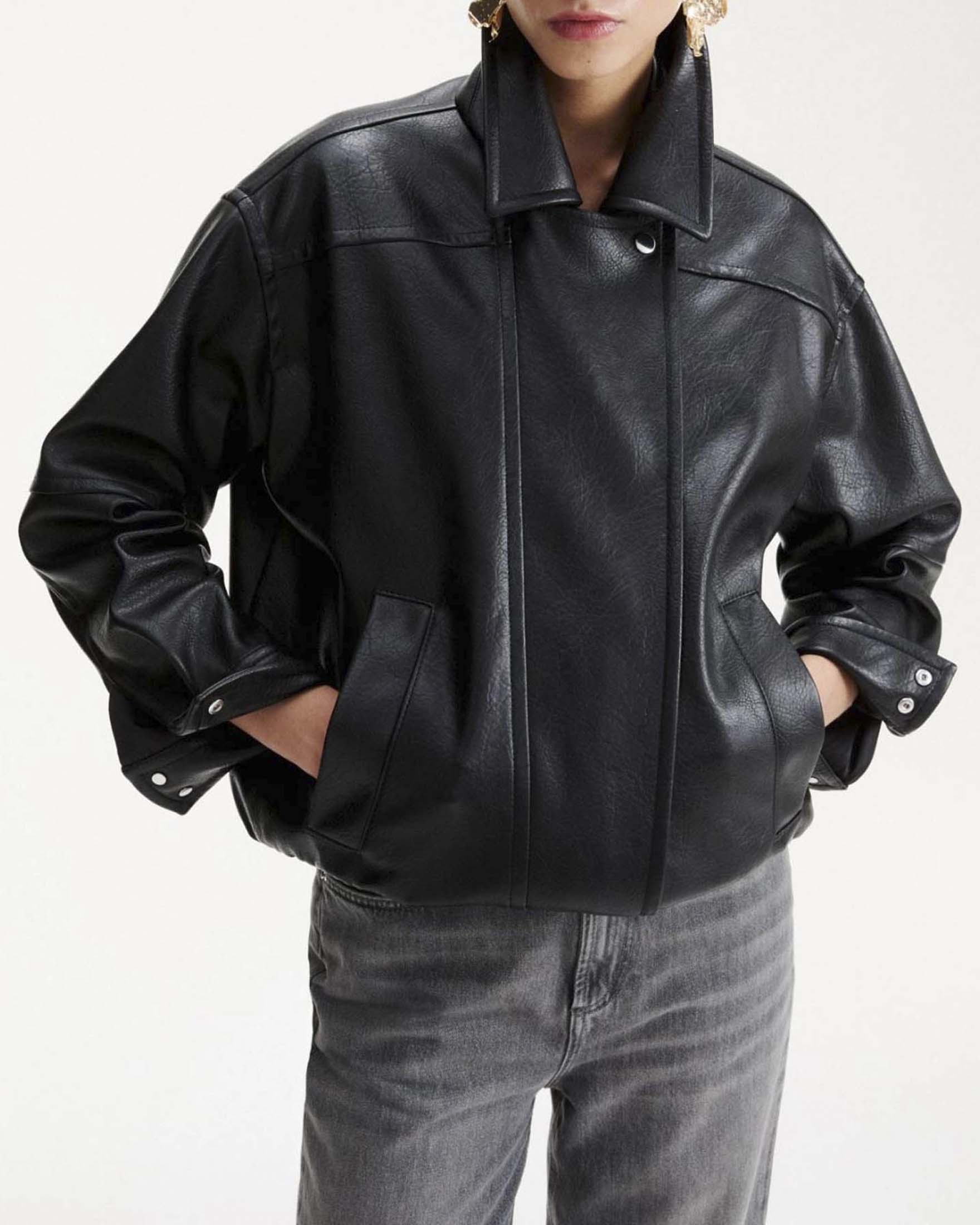 Bomber Marella nero in similpelle con collo a camicia e chiusura zip