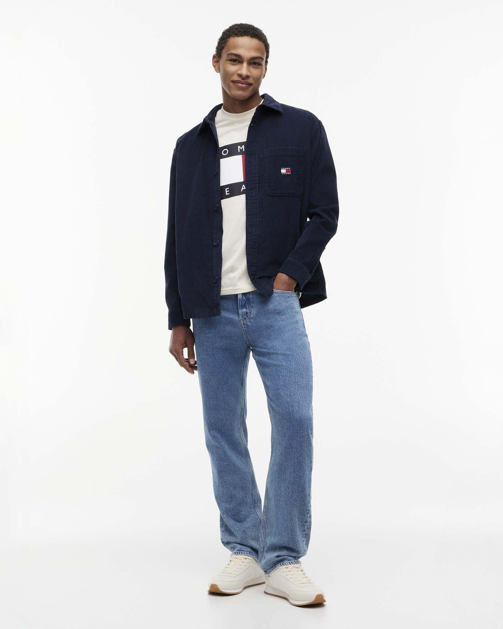 Camicia overshirt Tommy Jeans in velluto di cotone blu con taschino