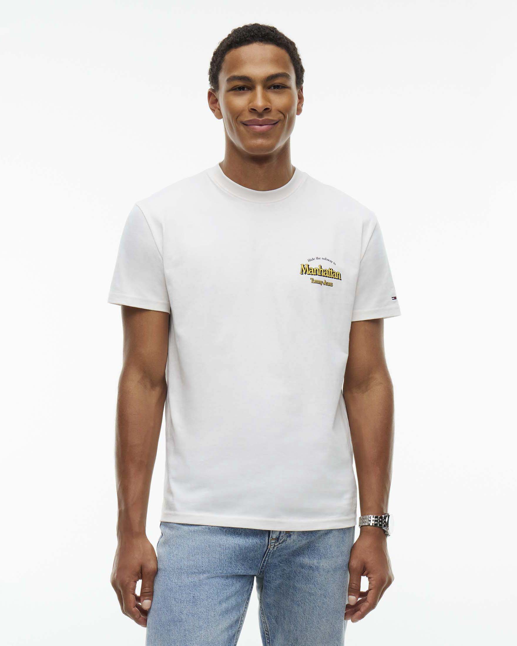 T-shirt Tommy Jeans bianca regular fit in jersey con grafica sul retro