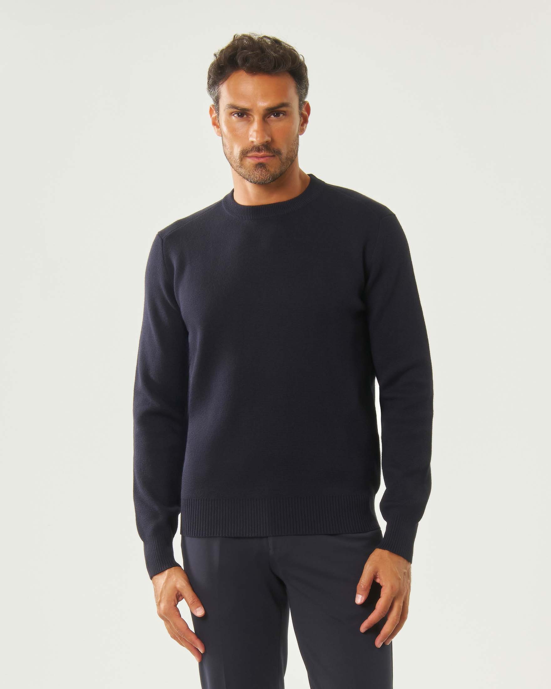 Maglia girocollo blu in misto lana punto Milano