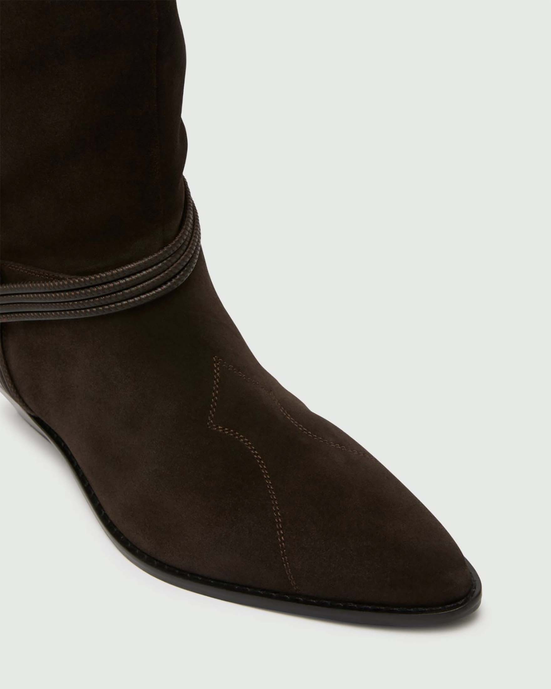 Stivale camperos Marella testa di moro in pelle suede con dettaglio intrecciato e tacco sagomato image