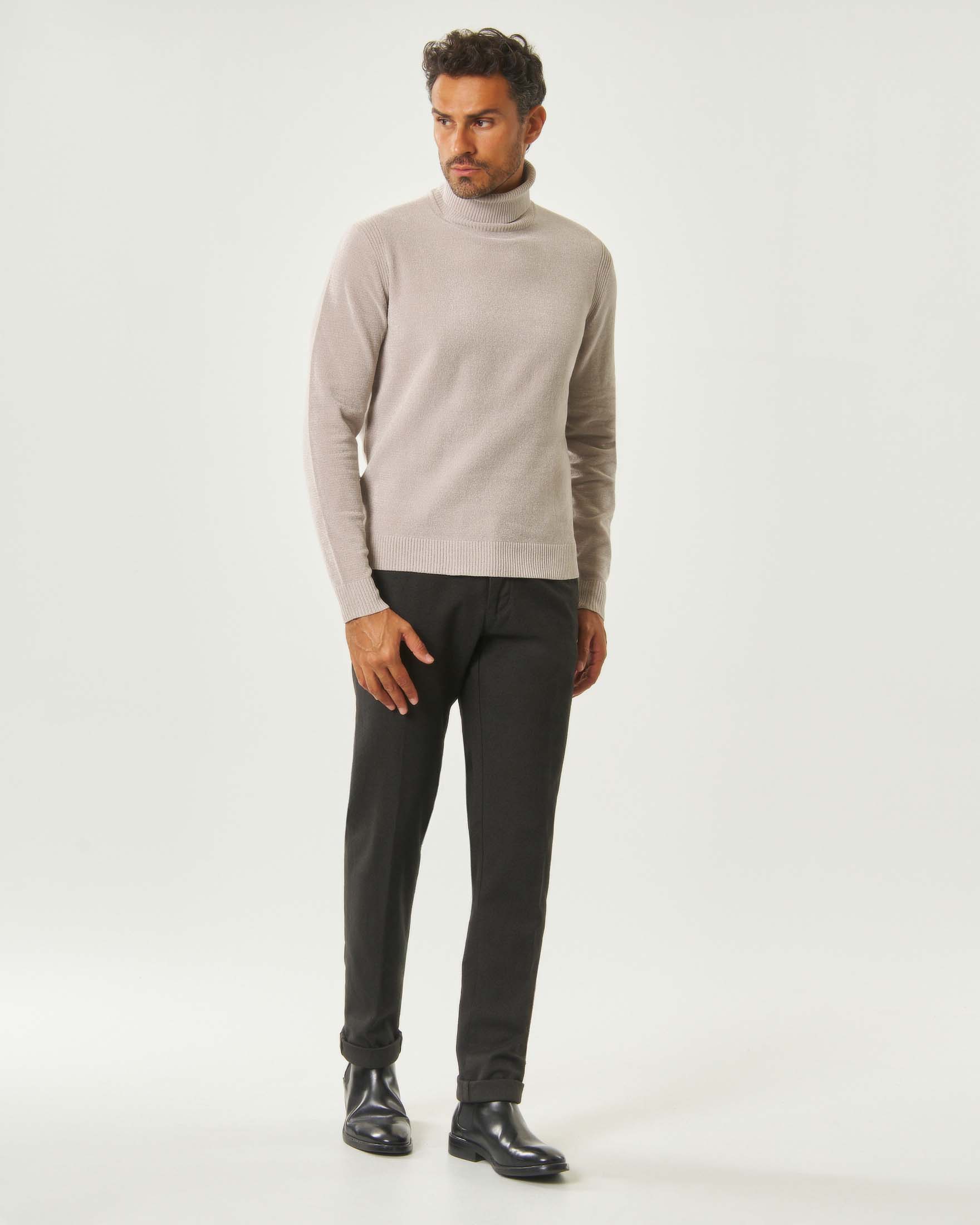 Dolcevita R.R.D. beige Velvet Turtleneck Knit in ciniglia con maniche raglan image