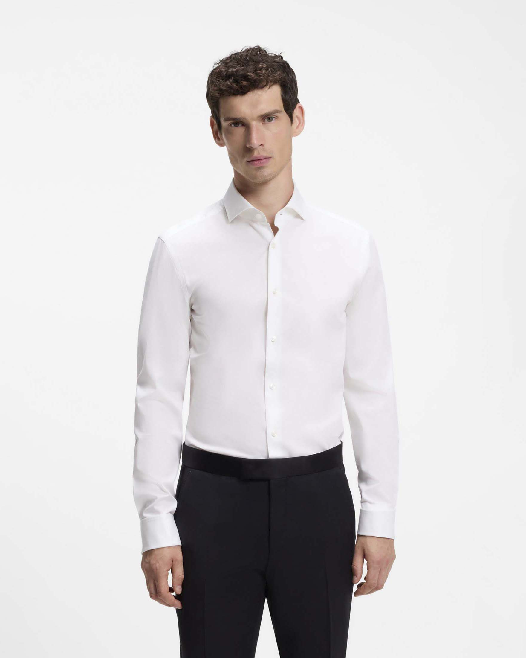 Camicia Boss bianca slim fit in cotone stretch micro riga con polso gemelli