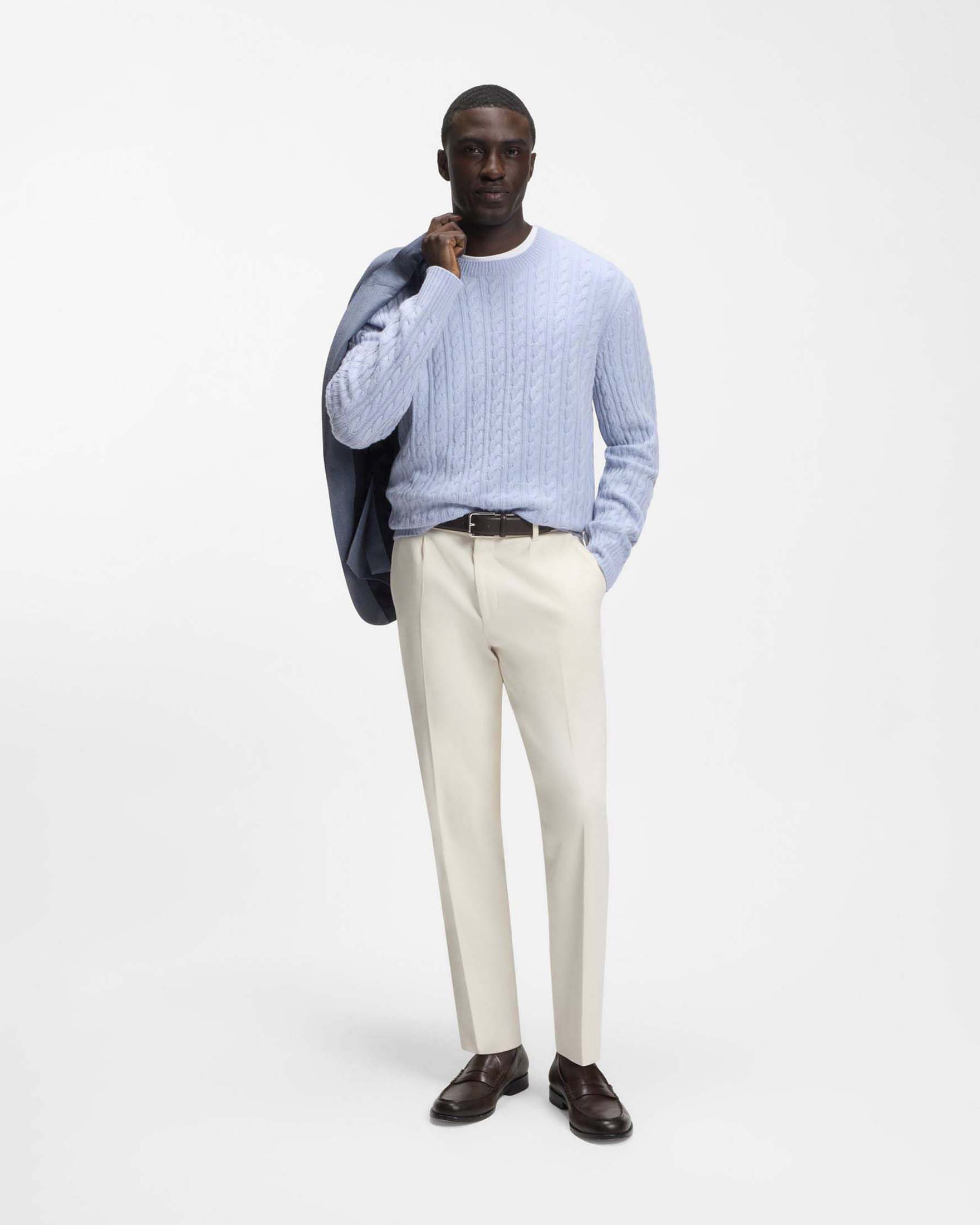 Pantaloni chino Boss panna in gabardina di cotone stretch con una pinces