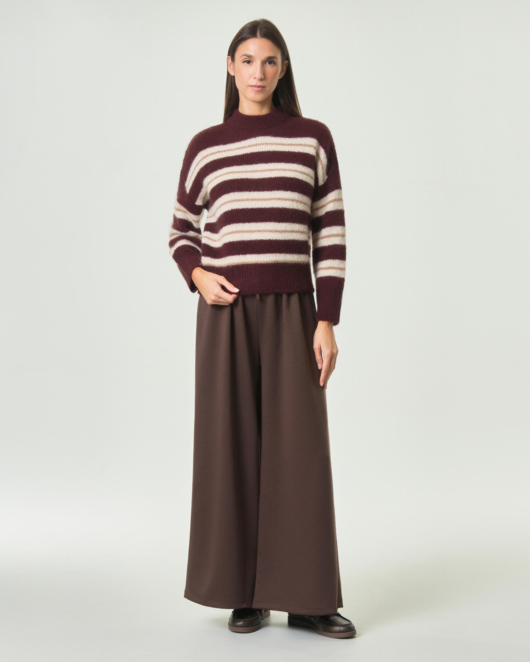 Maglia girocollo Hlo! bordeaux in misto lana e mohair con bordi a coste e righe avorio e rosa image