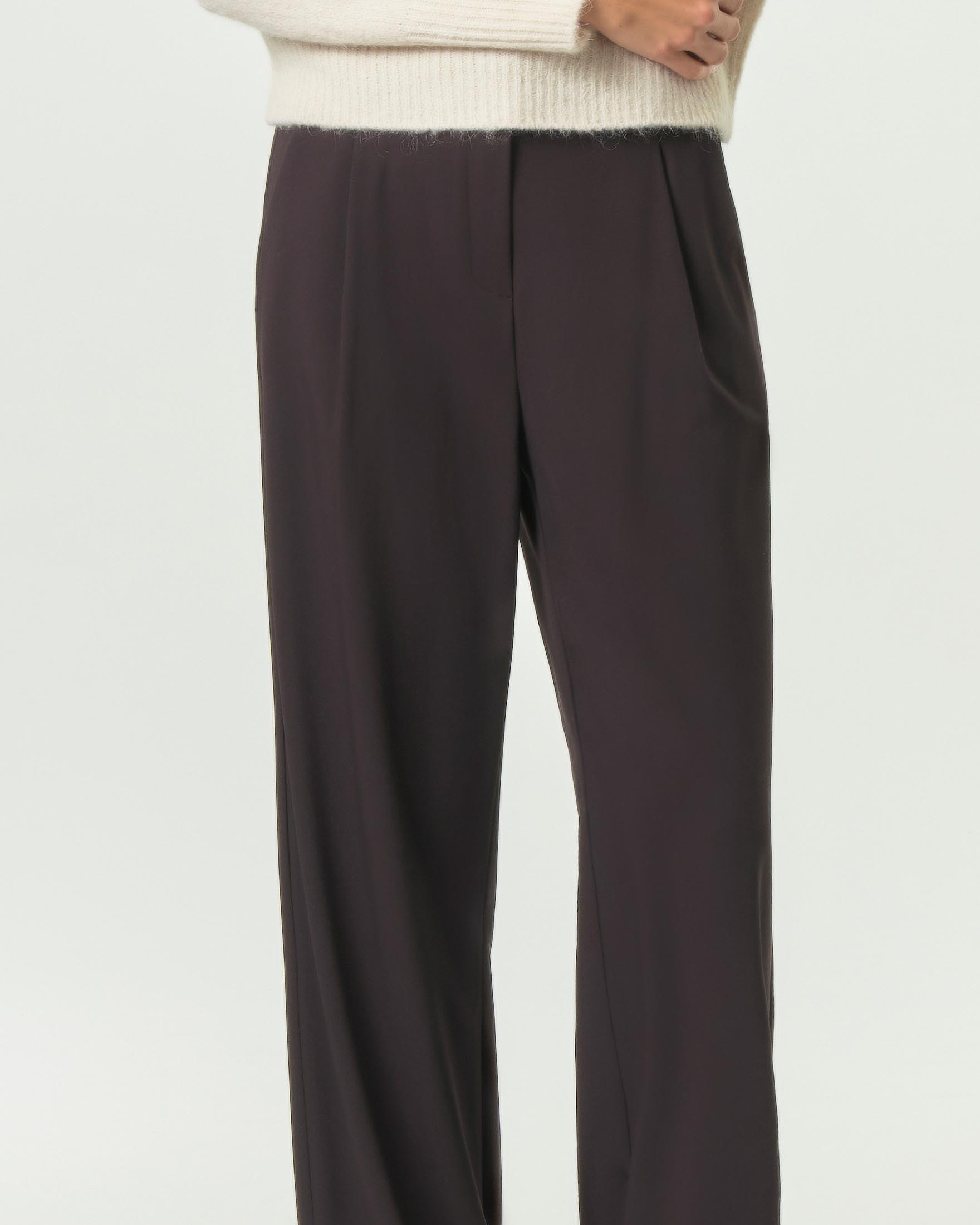 Pantalone palazzo Hlo! marrone in misto viscosa e lana stretch con pince e passanti da cintura image