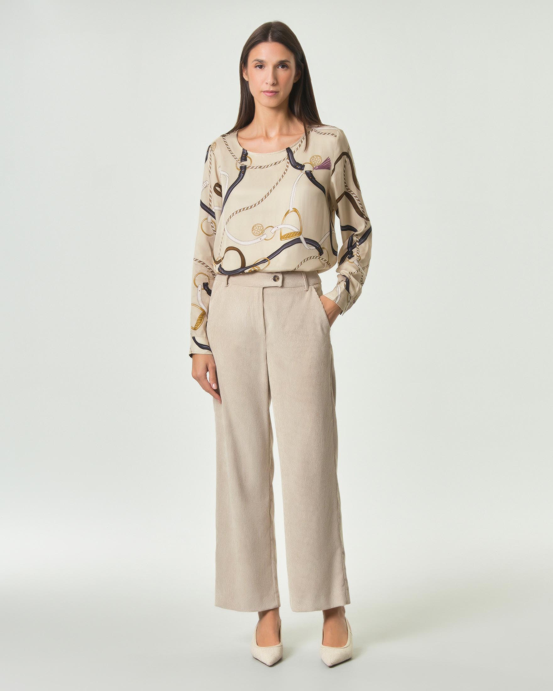 Pantalone palazzo Emme Marella beige in velluto a coste stretch con chiusura a bottone e tasche