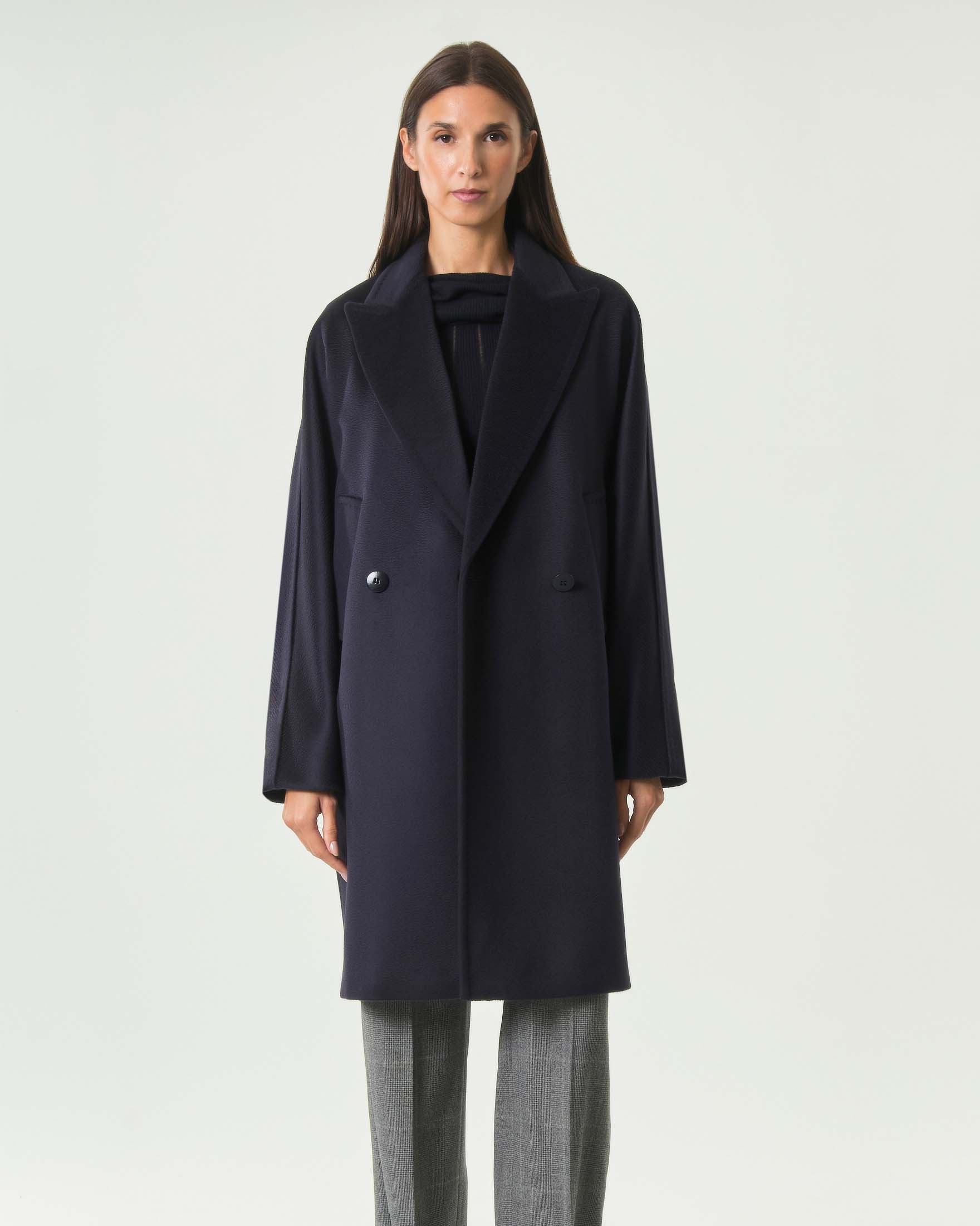 Cappotto midi doppiopetto Max Mara Studio blu in drap di pura lana con tasche a filettone